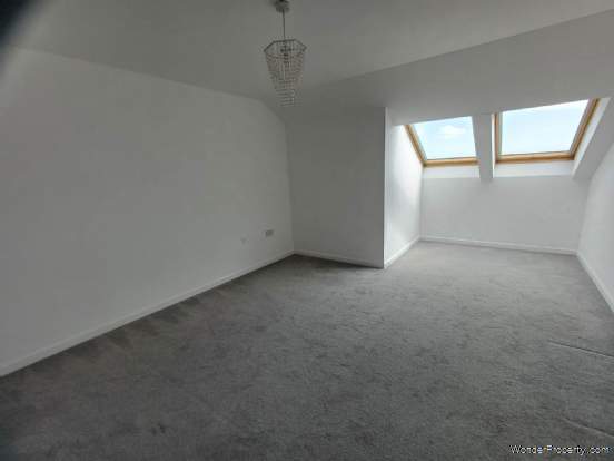Additional Property Image 2 bedroom Penthouse to rent in Erith 10