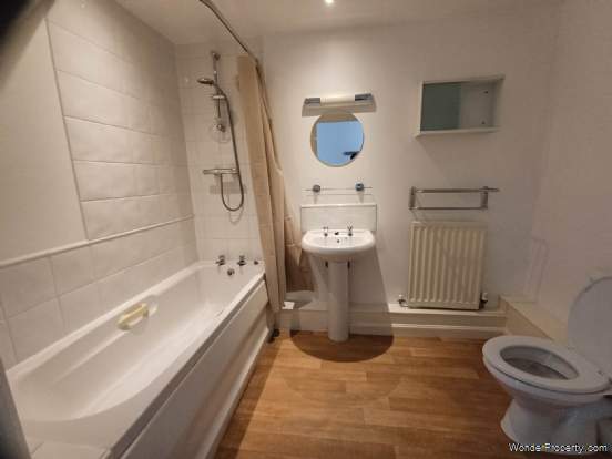 Additional Property Image 2 bedroom Penthouse to rent in Erith 11