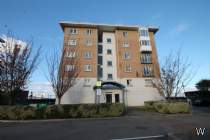 2 bedroom Penthouse to rent in Erith