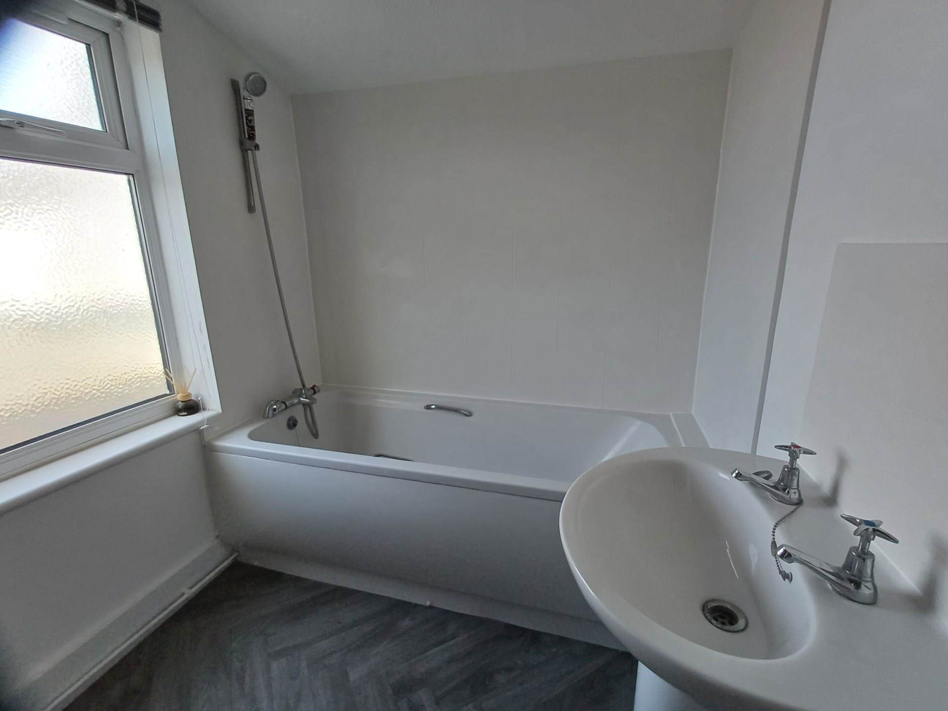 Additional Property Image 1 bedroom Flat to rent in Erith 9