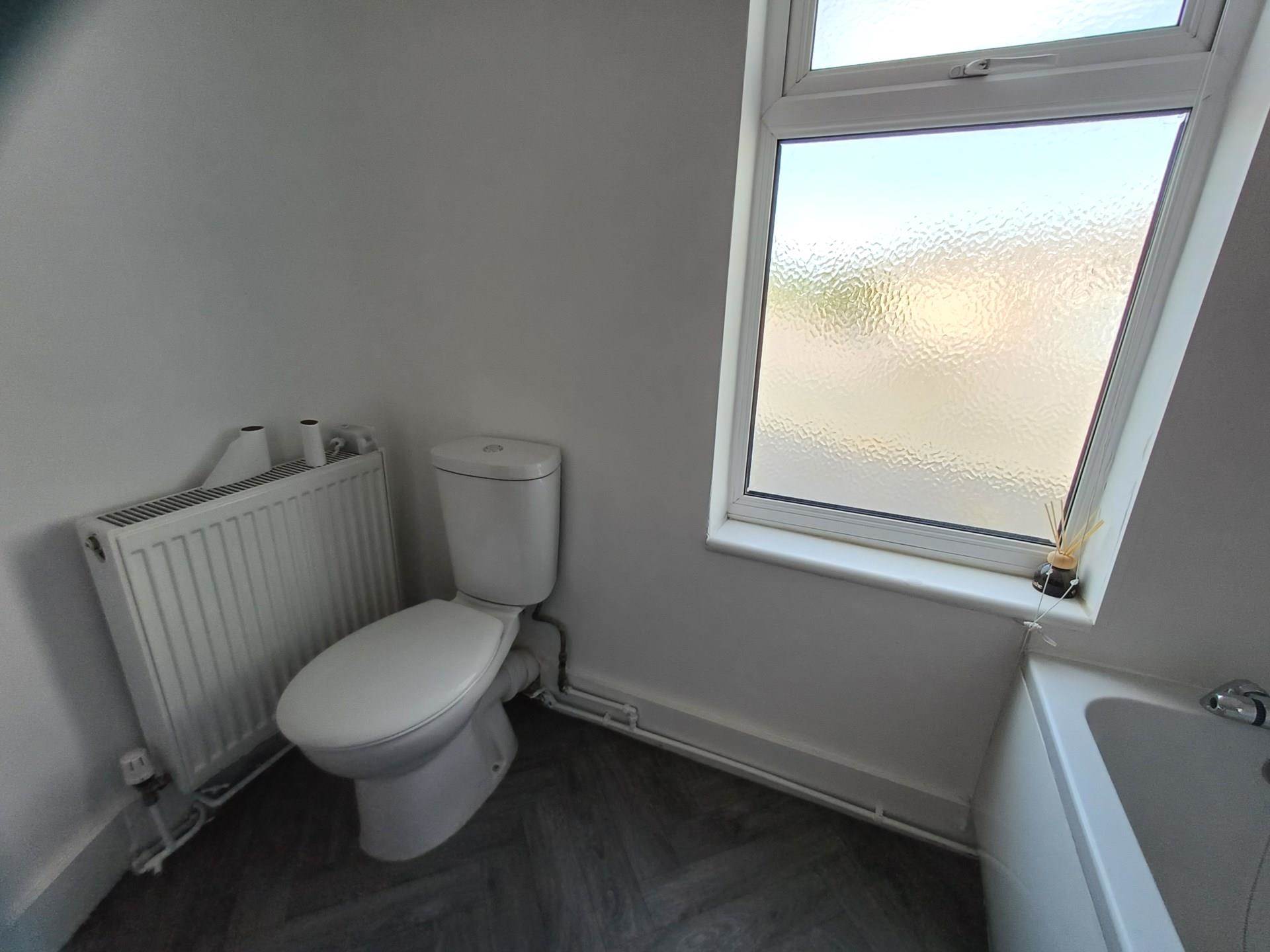 Additional Property Image 1 bedroom Flat to rent in Erith 10