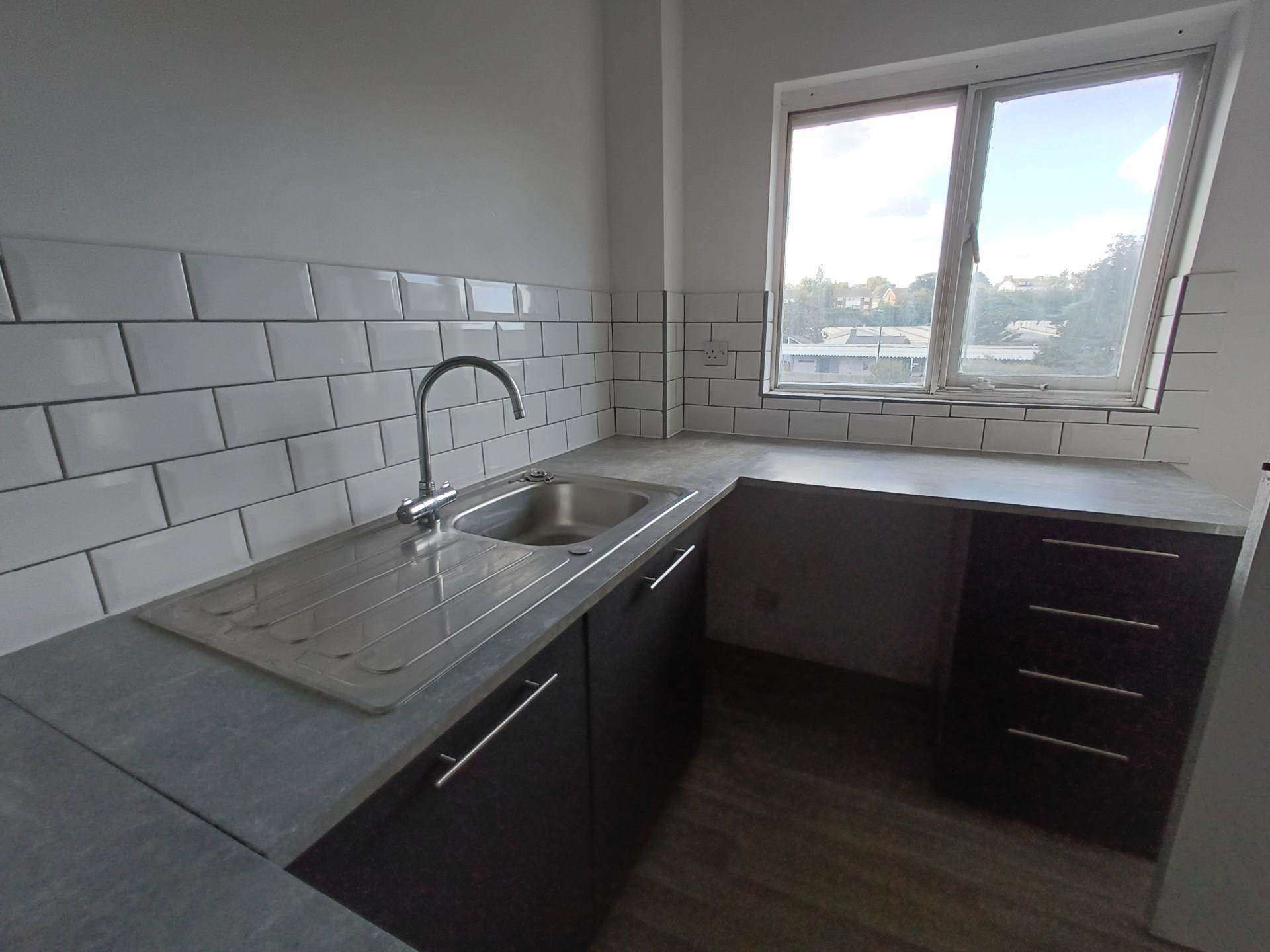 Additional Property Image 2 bedroom Flat to rent in Erith 6