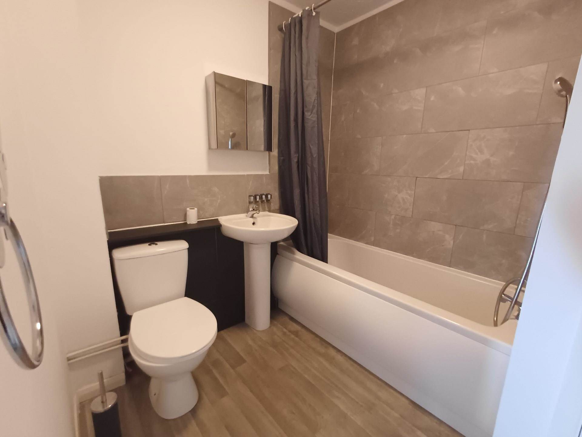 Additional Property Image 2 bedroom Flat to rent in Erith 7