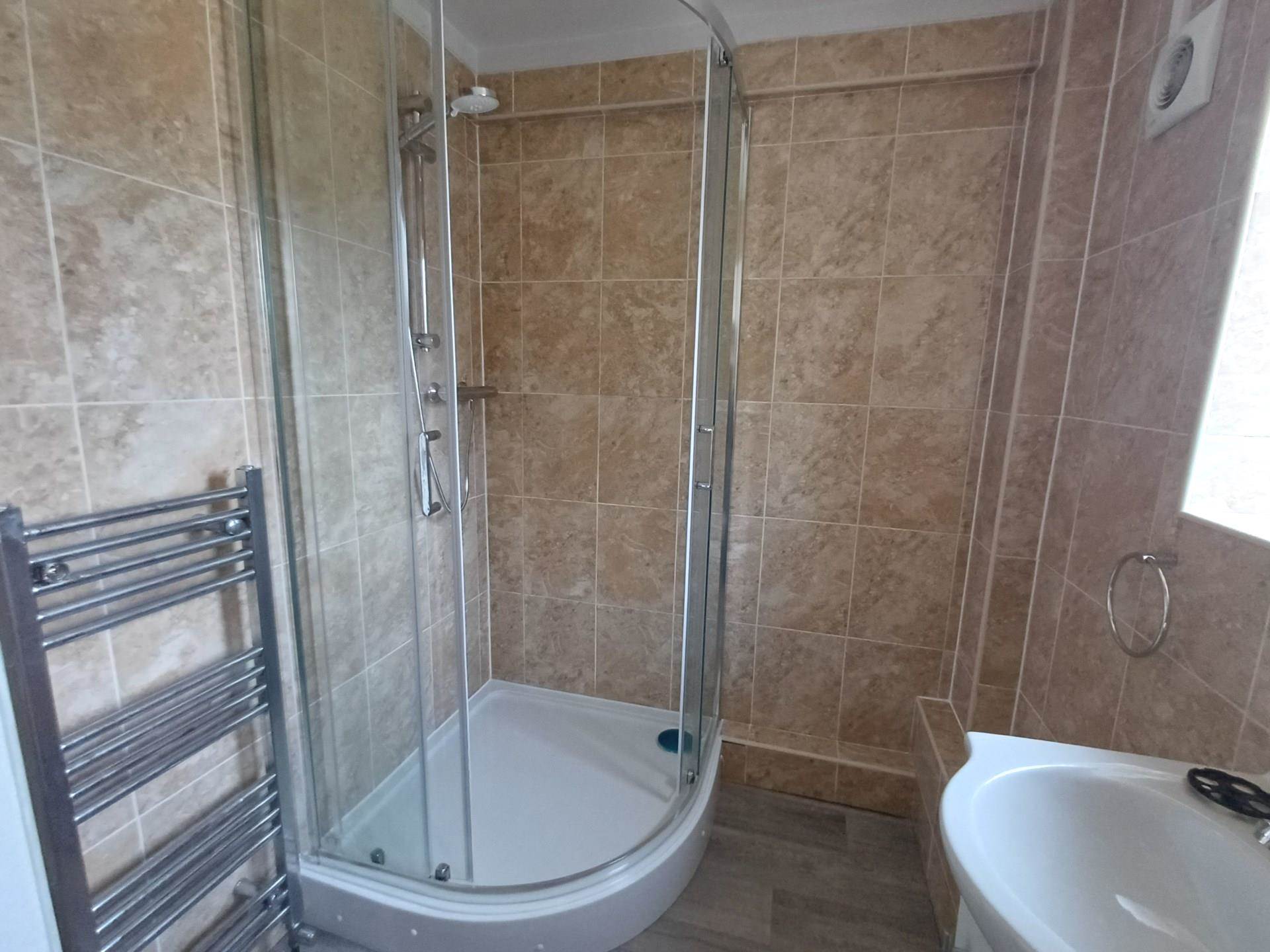 Additional Property Image 3 bedroom House to rent in London 12