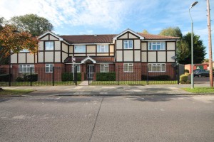 2 bedroom Flat to rent in Sidcup