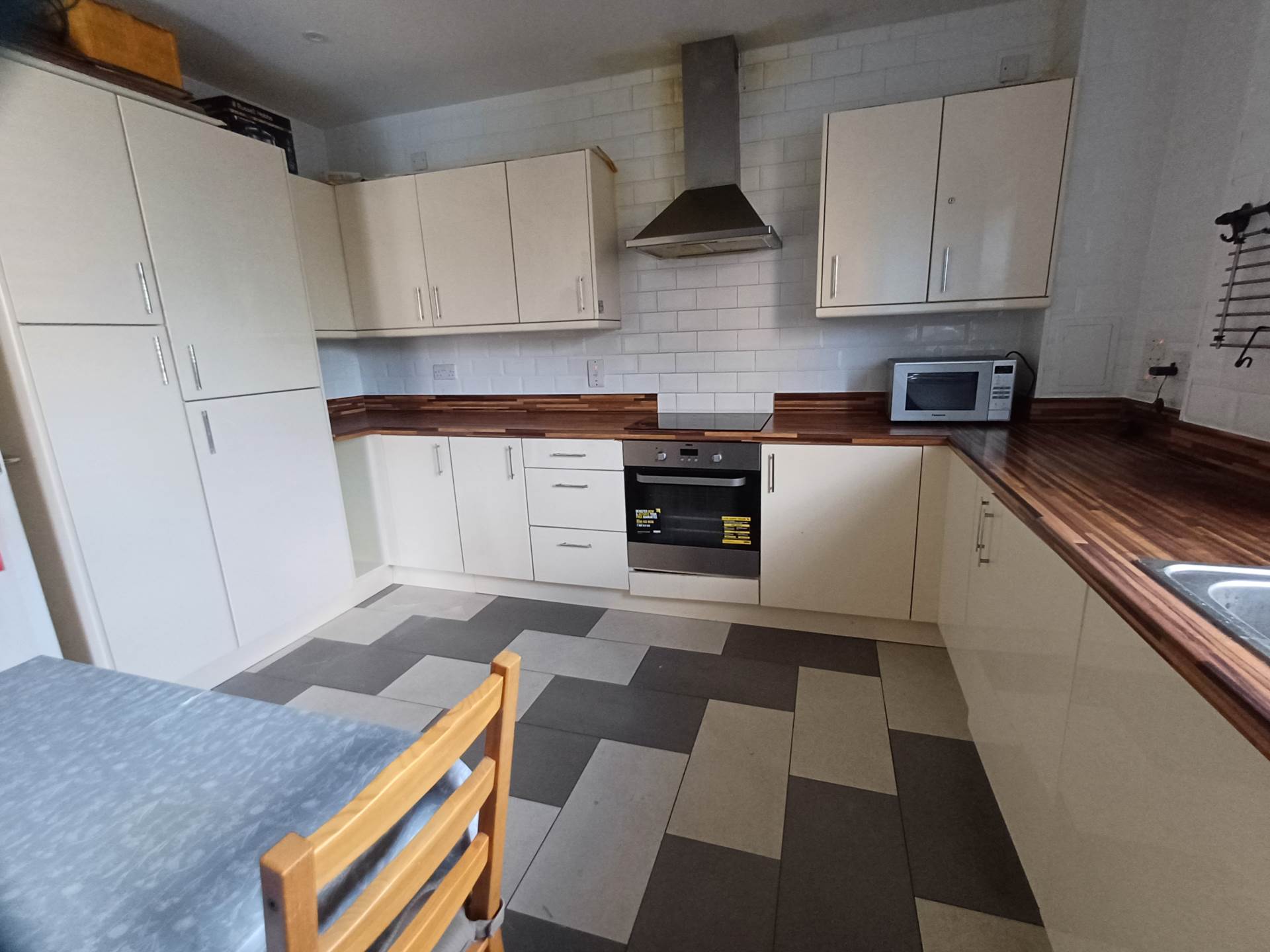 Additional Property Image 3 bedroom Apartment to rent in Erith 5