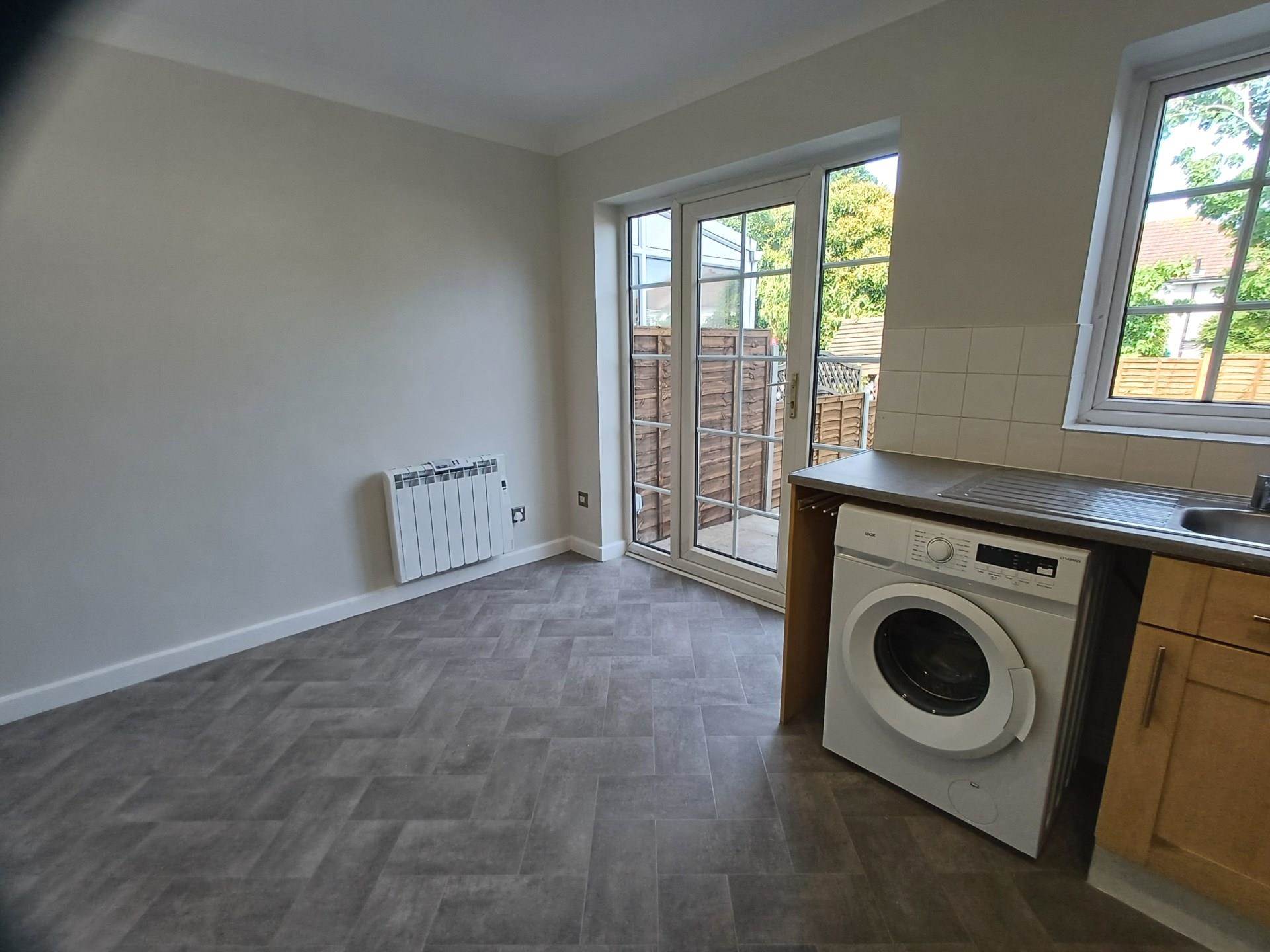 Additional Property Image 2 bedroom House to rent in London 8