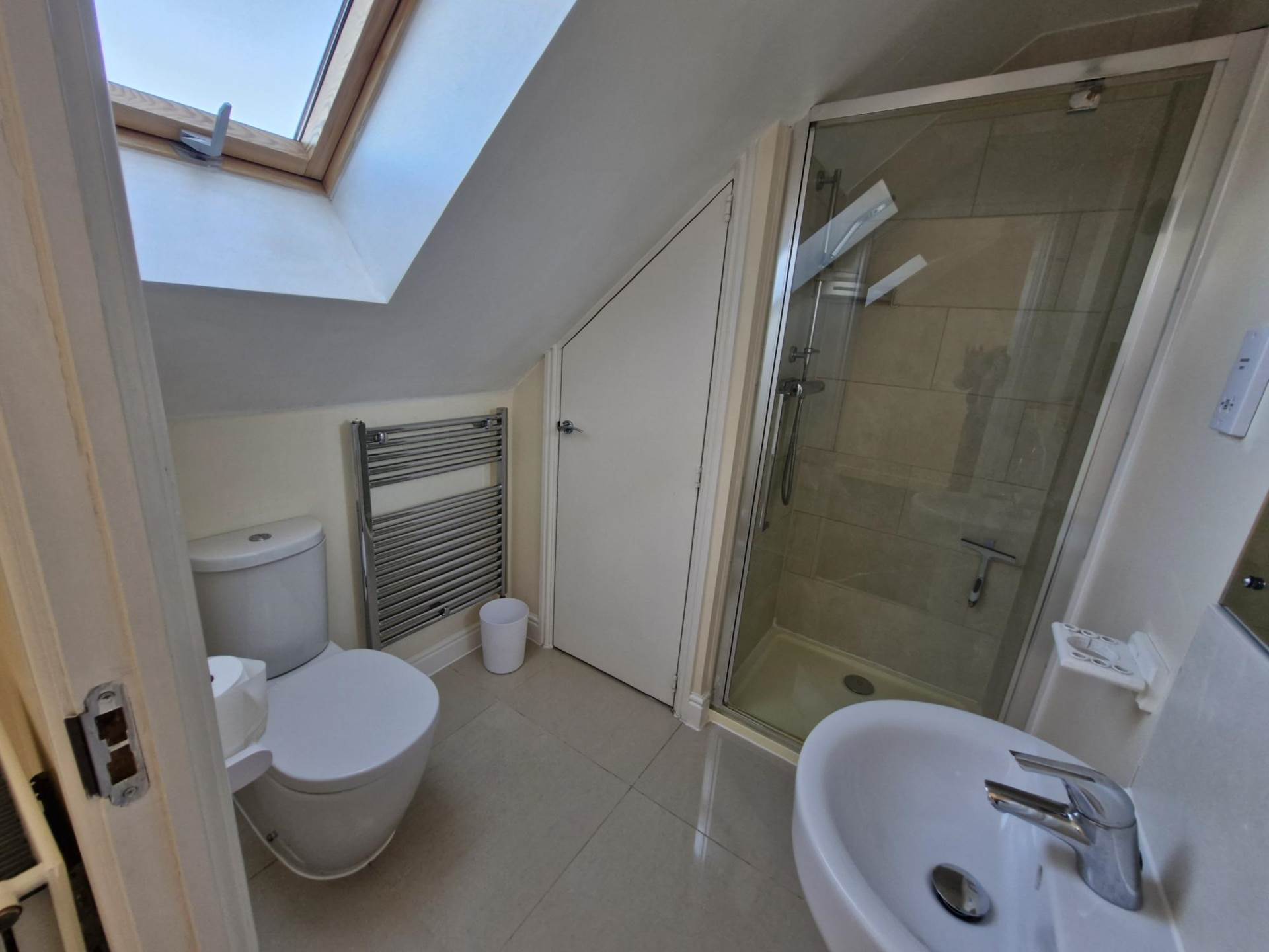 Additional Property Image 4 bedroom House to rent in Erith 10