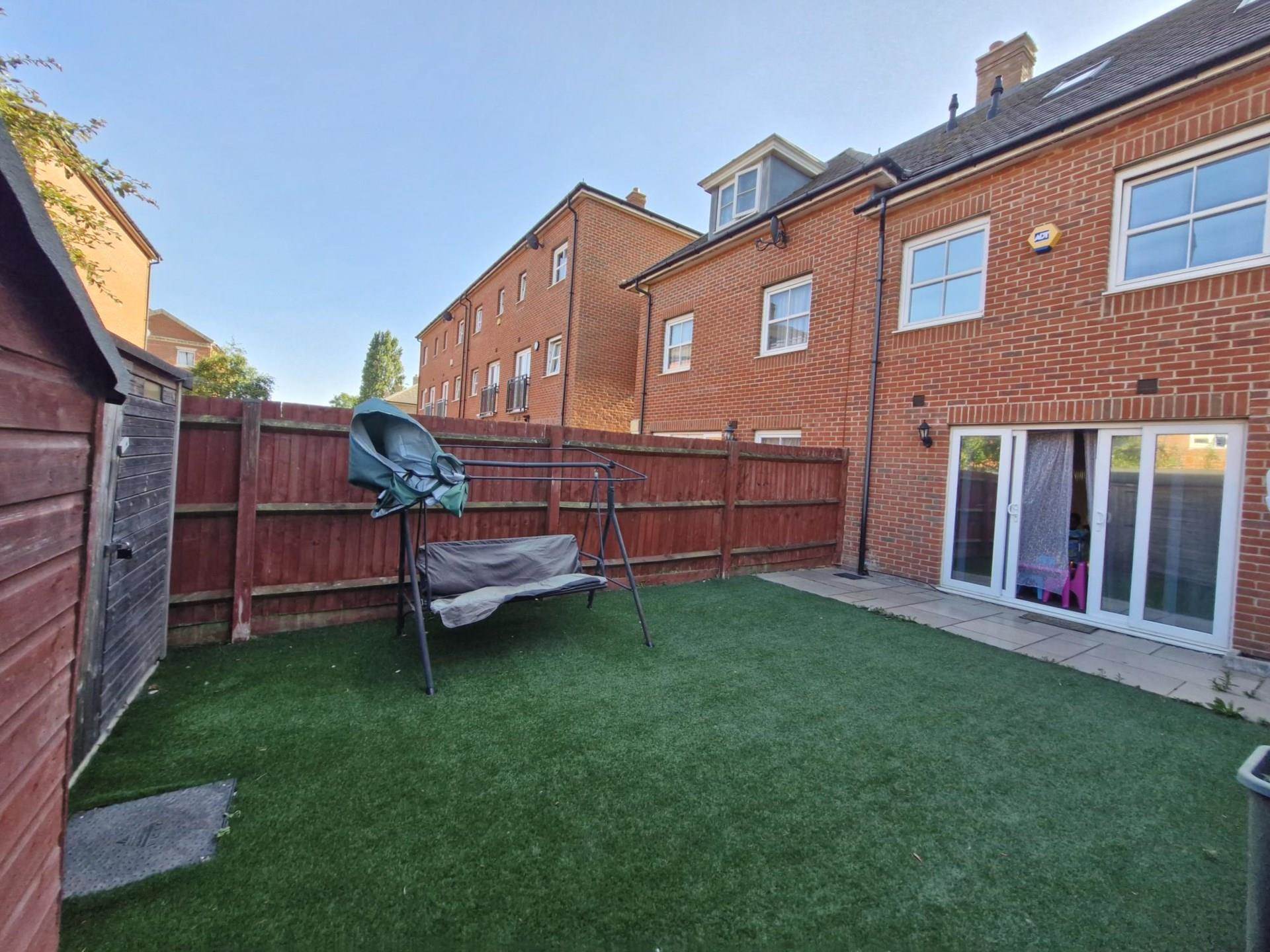 Additional Property Image 4 bedroom House to rent in Erith 11