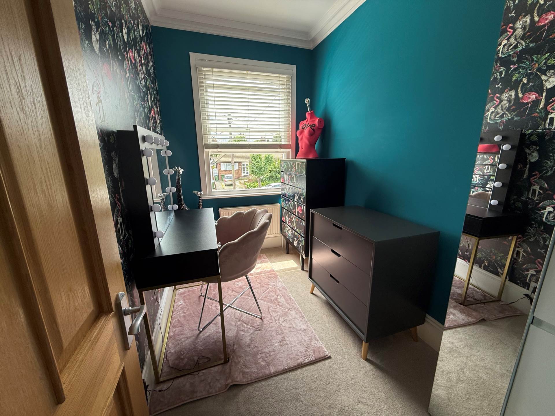 Additional Property Image 2 bedroom Maisonette for sale in Erith 8
