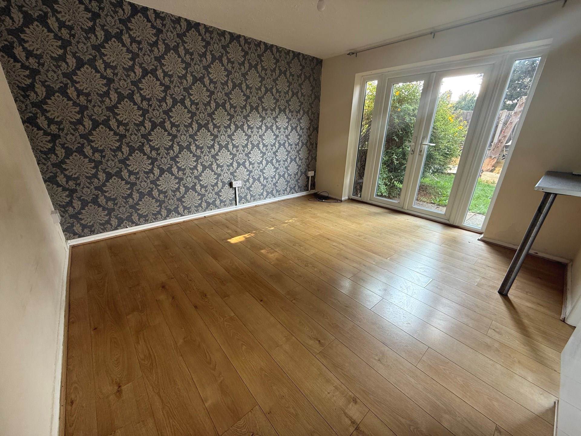 Additional Property Image 2 bedroom Maisonette for sale in Erith 4