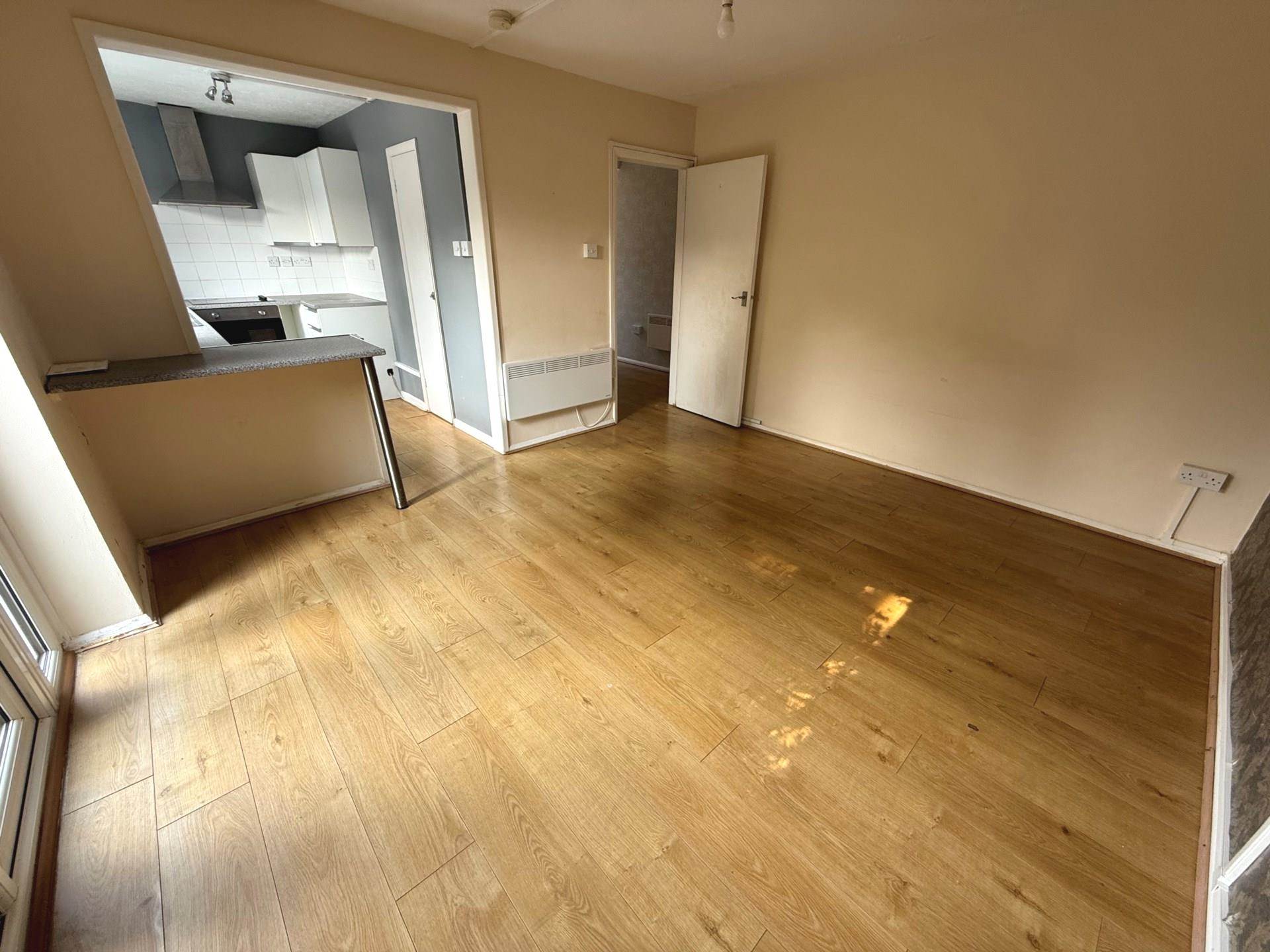 Additional Property Image 2 bedroom Maisonette for sale in Erith 6