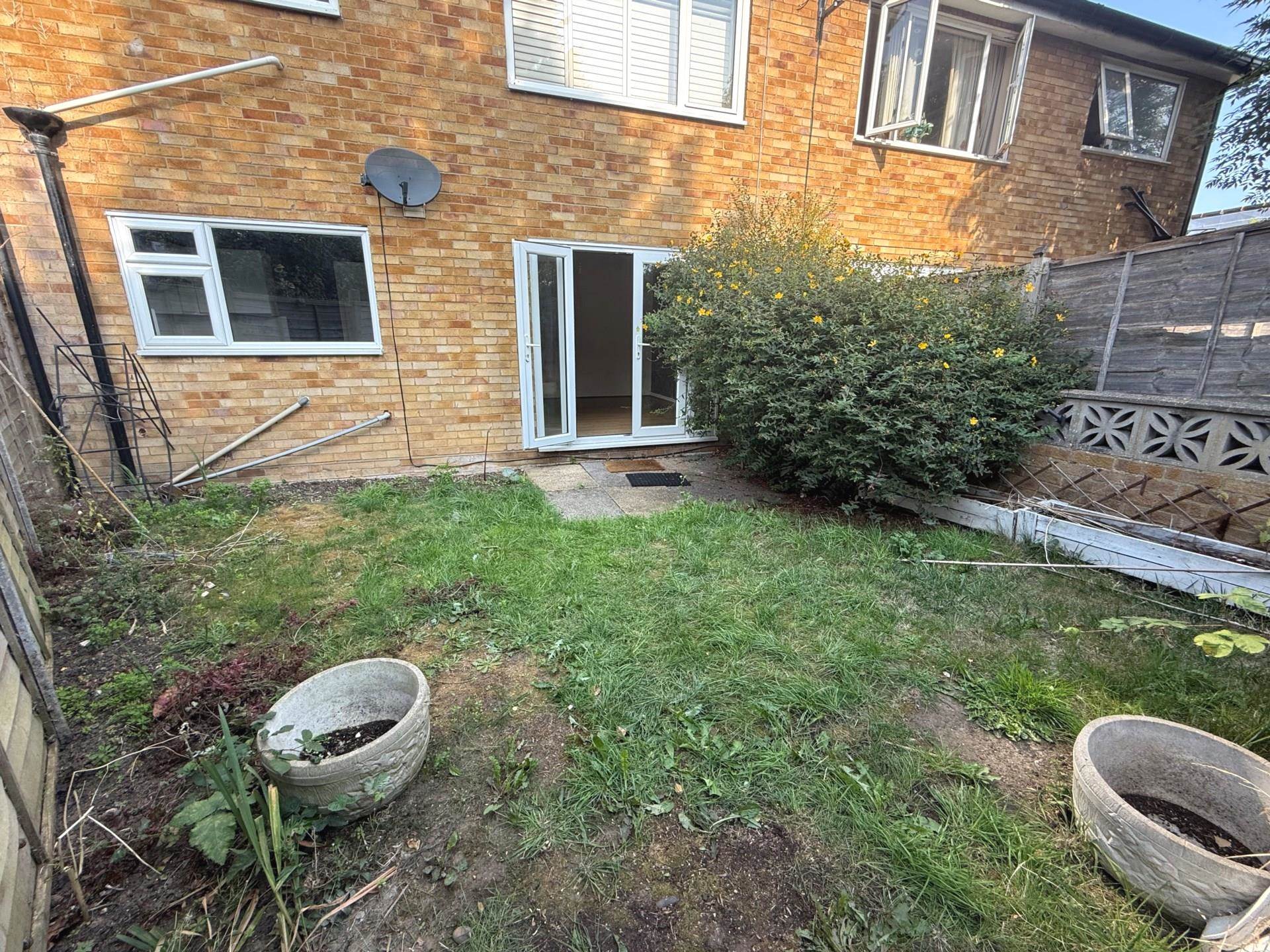Additional Property Image 2 bedroom Maisonette for sale in Erith 13