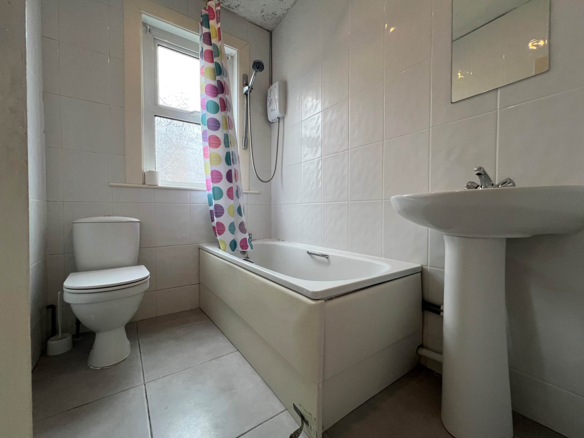 Additional Property Image 2 bedroom Flat for sale in Erith 7