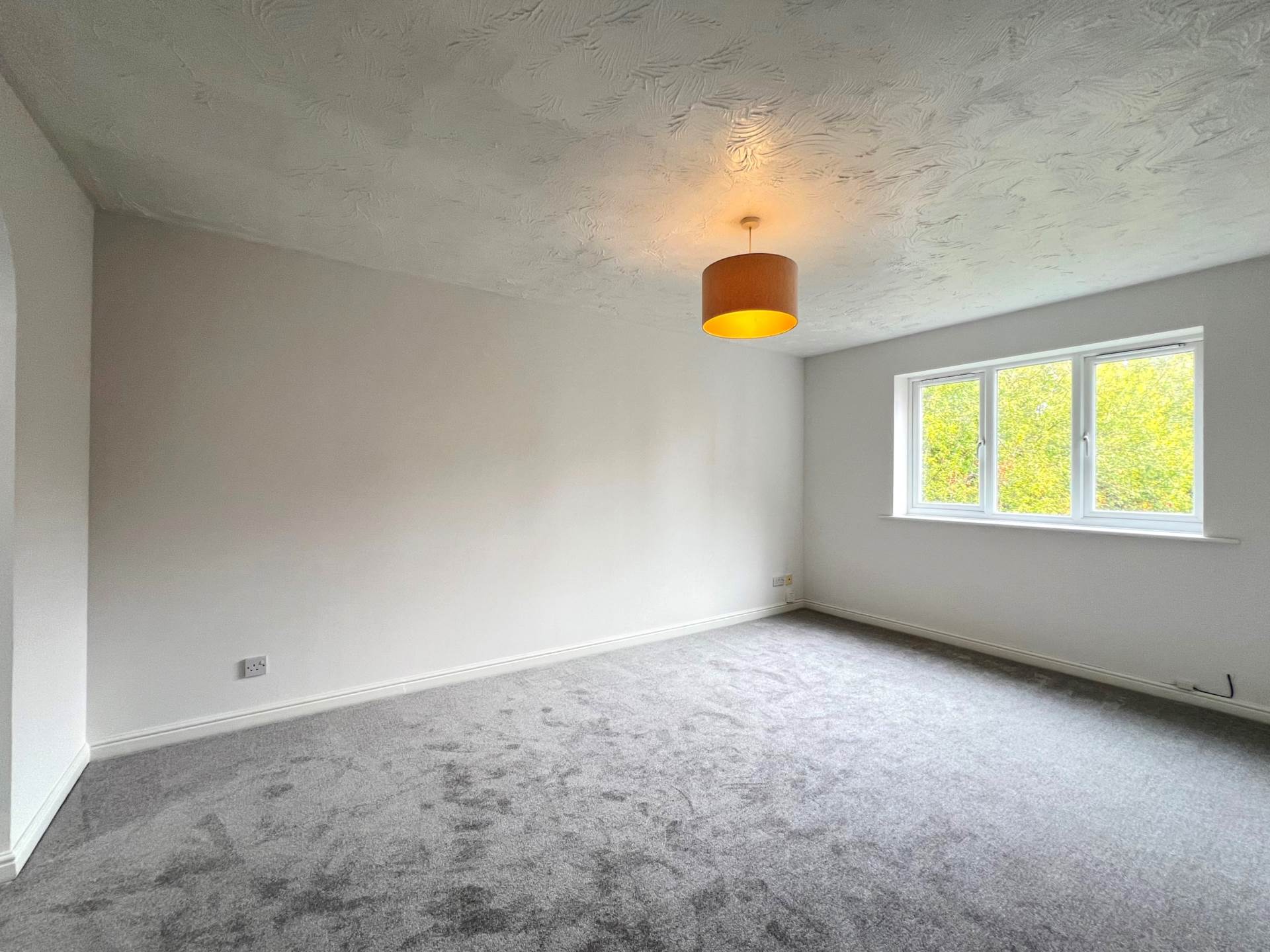 Additional Property Image 1 bedroom Flat for sale in Erith 5