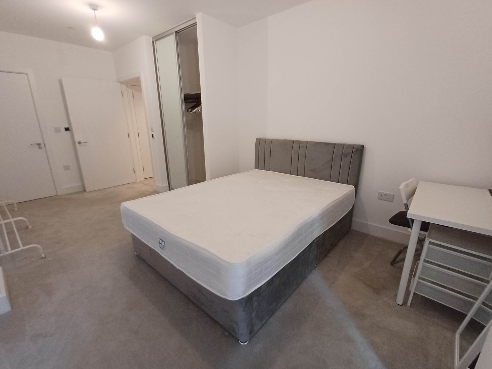 Additional Property Image 2 bedroom Apartment to rent in London 13