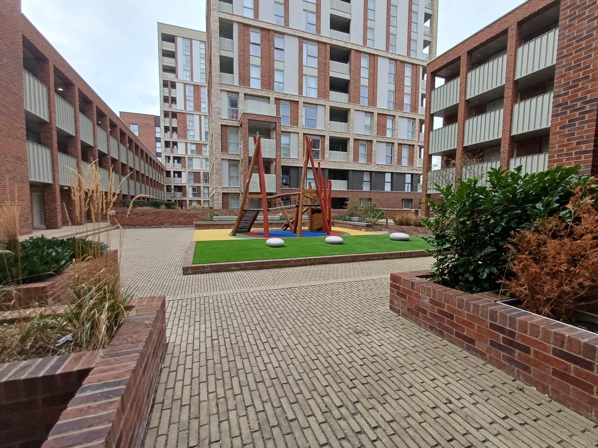 Additional Property Image 2 bedroom Apartment to rent in London 17