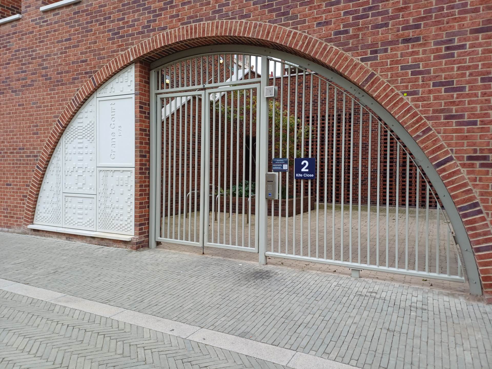 Additional Property Image 2 bedroom Apartment to rent in London 21
