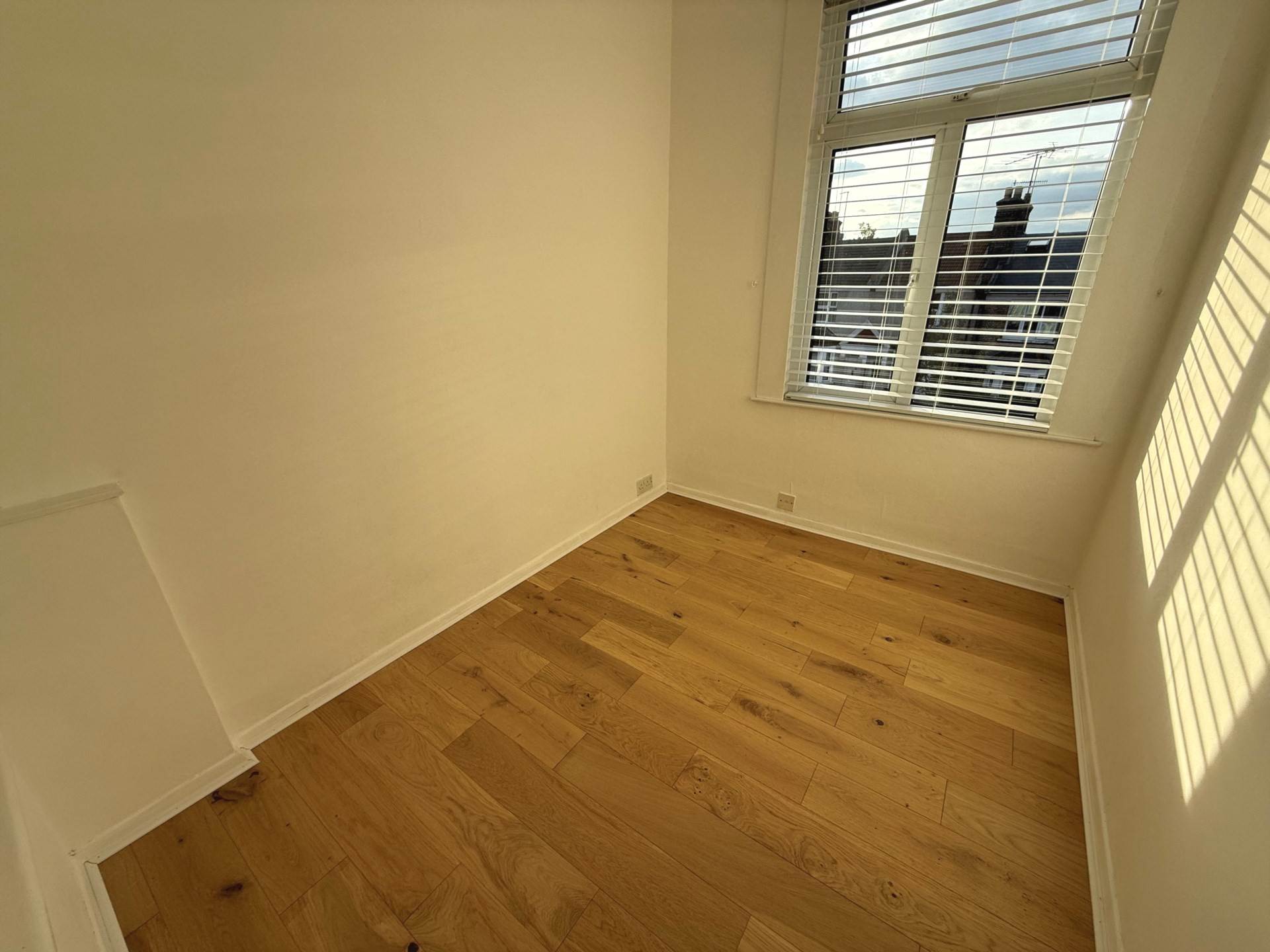 Additional Property Image 3 bedroom House to rent in London 11