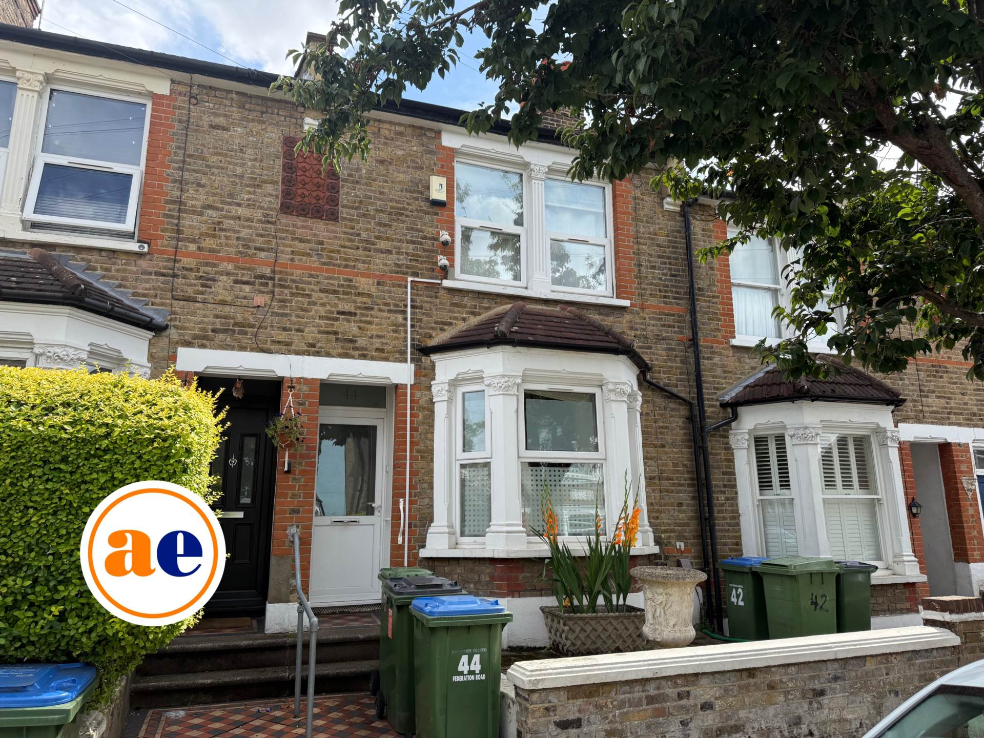 2 bedroom Terraced for sale in London