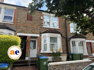 2 bedroom Terraced for sale in London