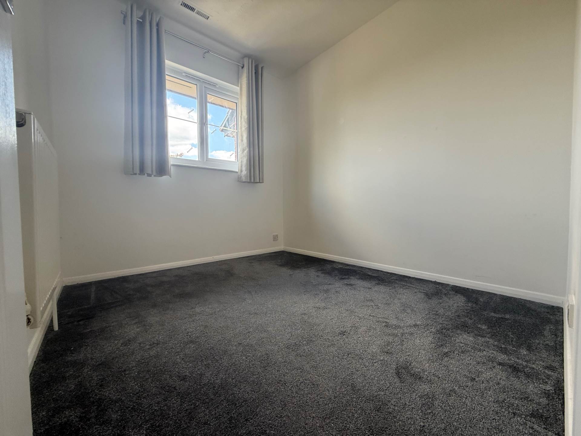 Additional Property Image 3 bedroom House for sale in London 9