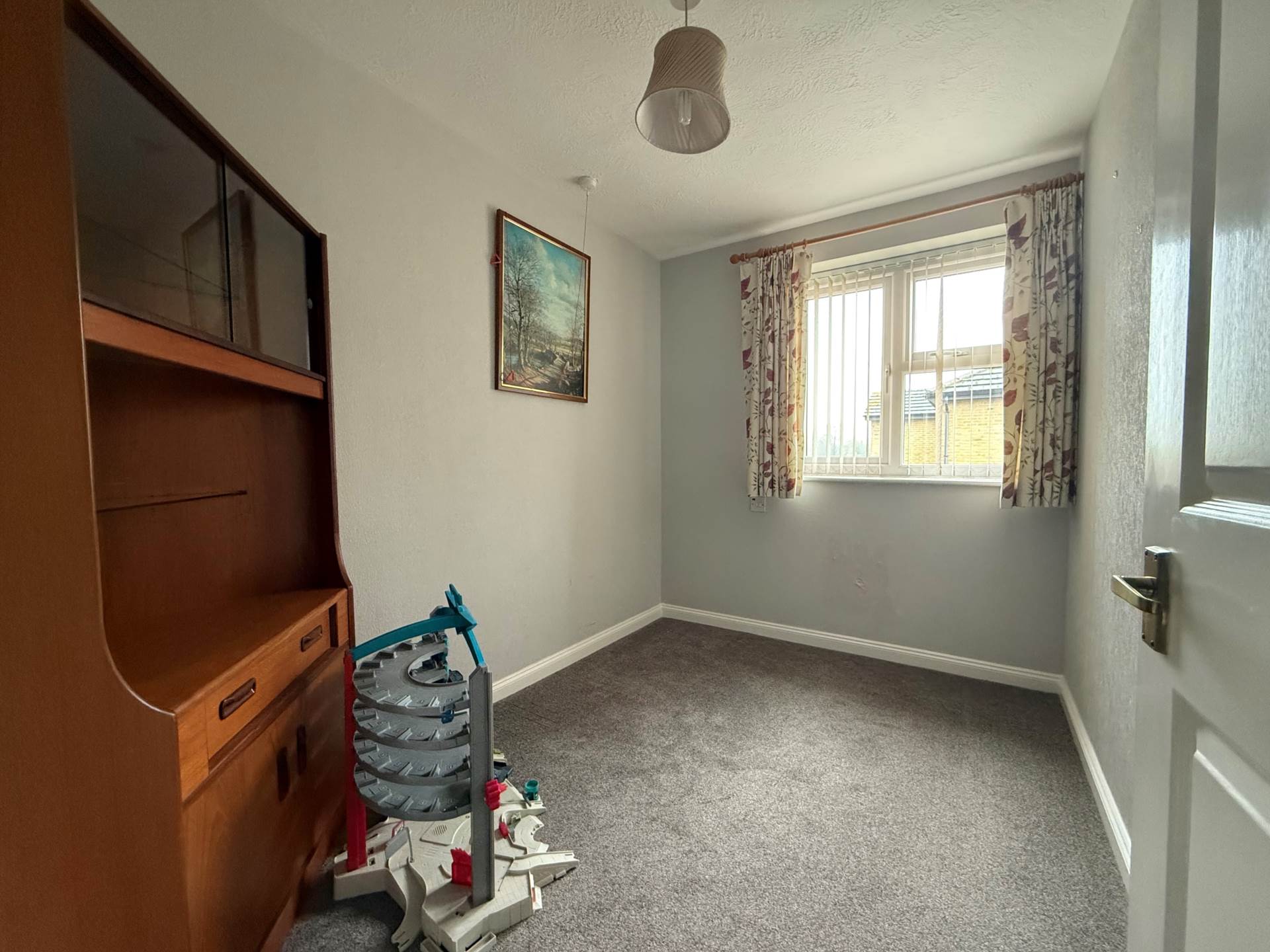 Additional Property Image 2 bedroom Flat for sale in Belvedere 5