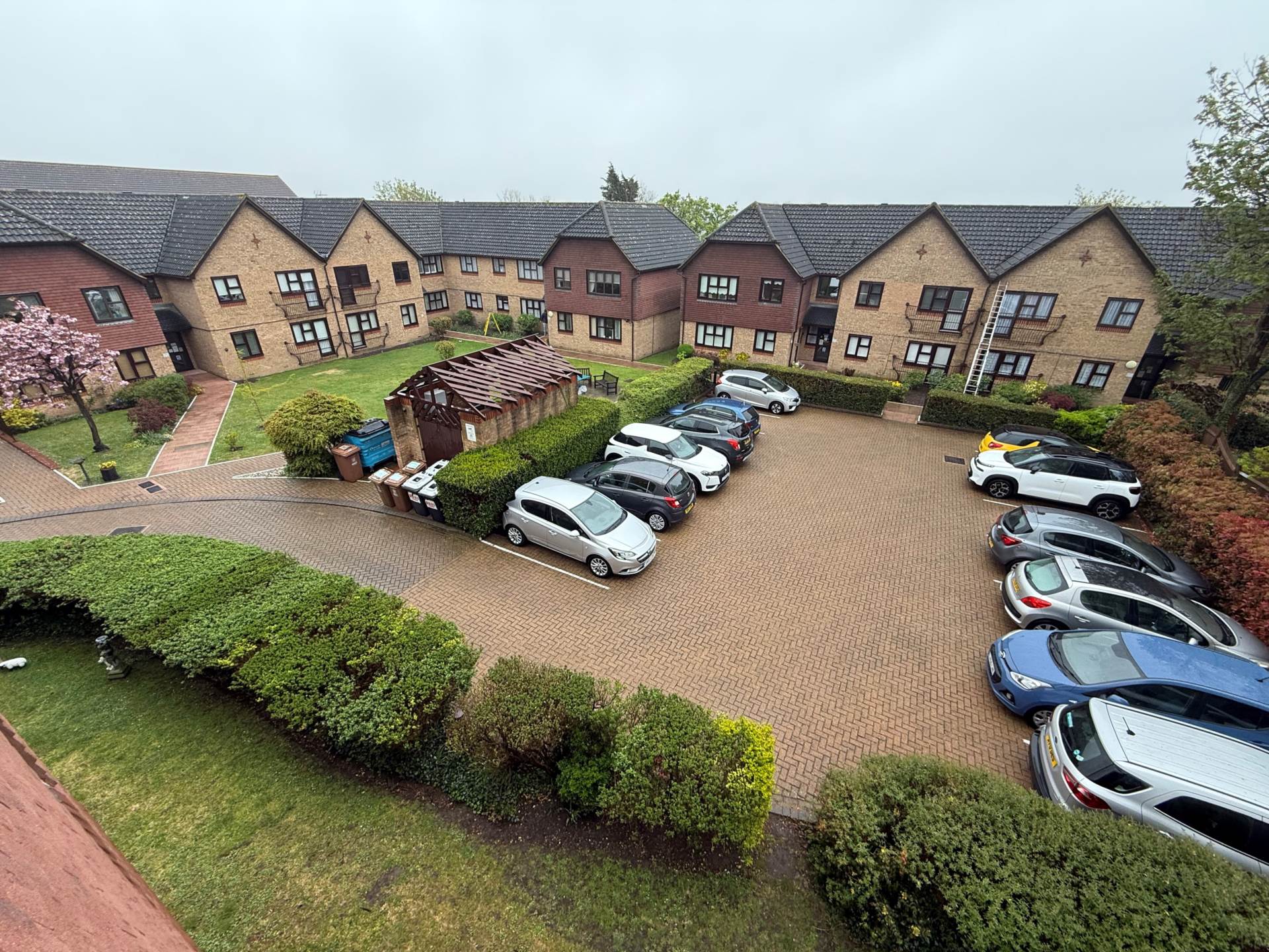 Additional Property Image 2 bedroom Flat for sale in Belvedere 9
