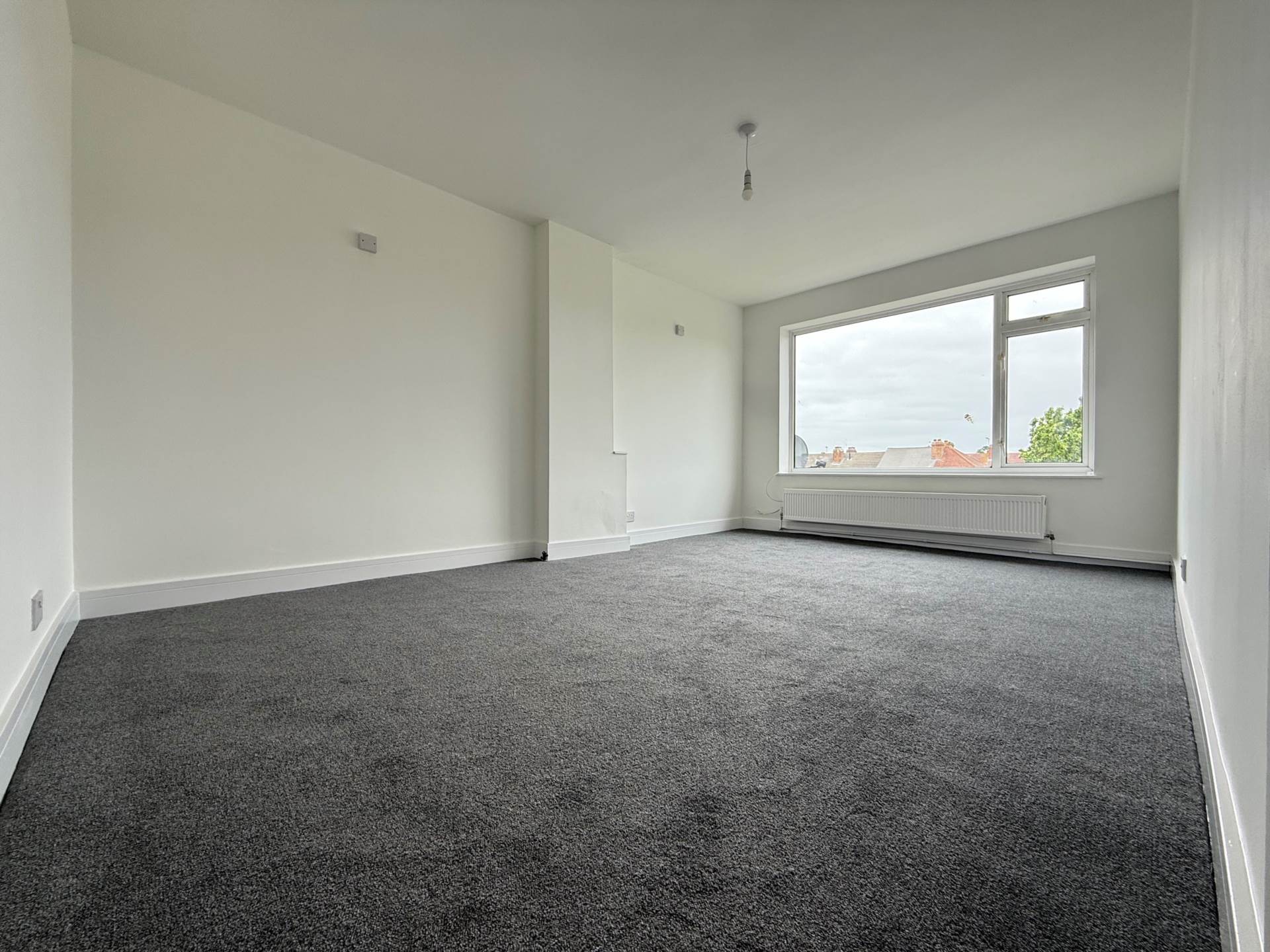 Additional Property Image 2 bedroom Maisonette for sale in Erith 4
