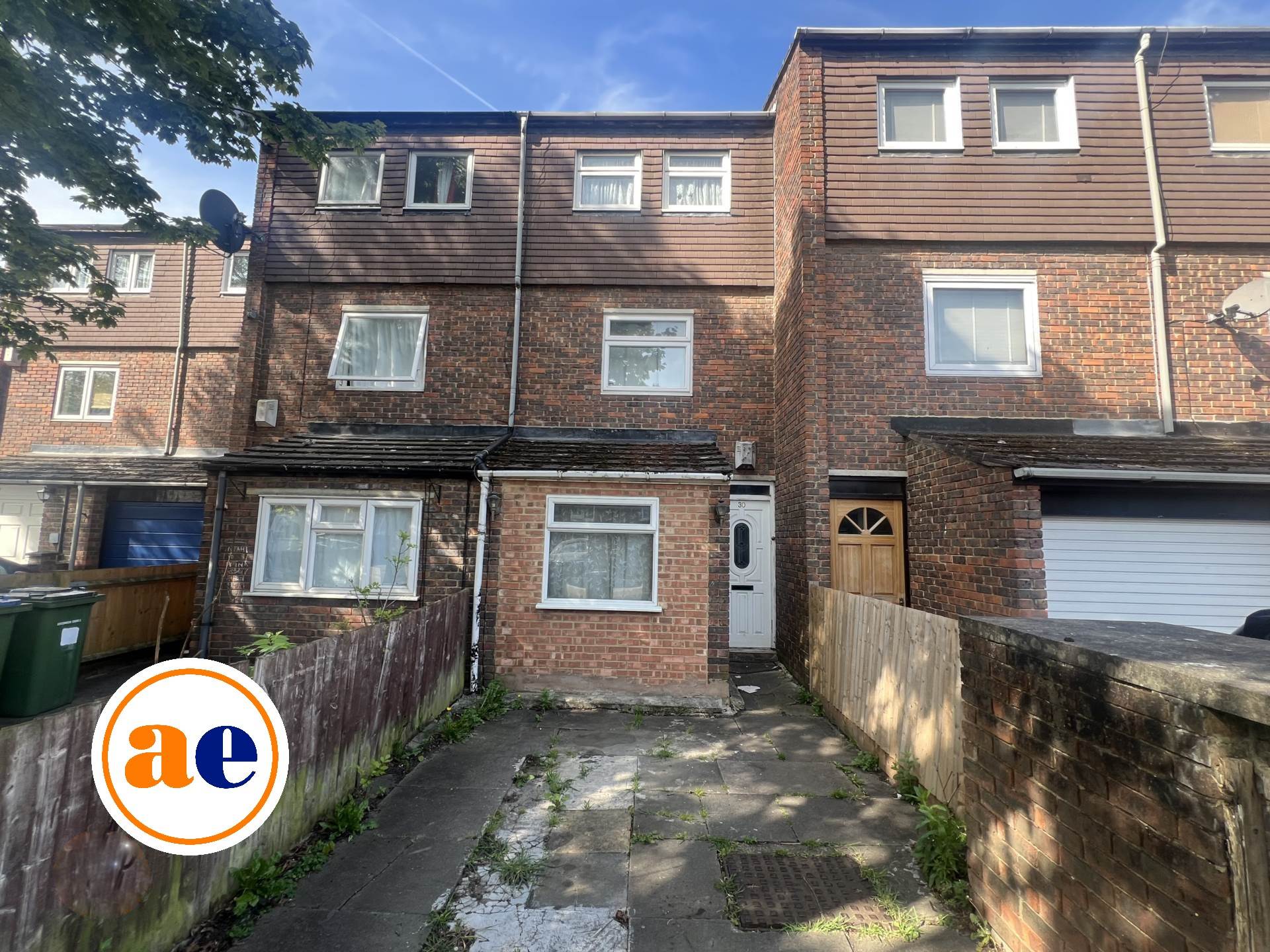 4 bedroom House for sale in London