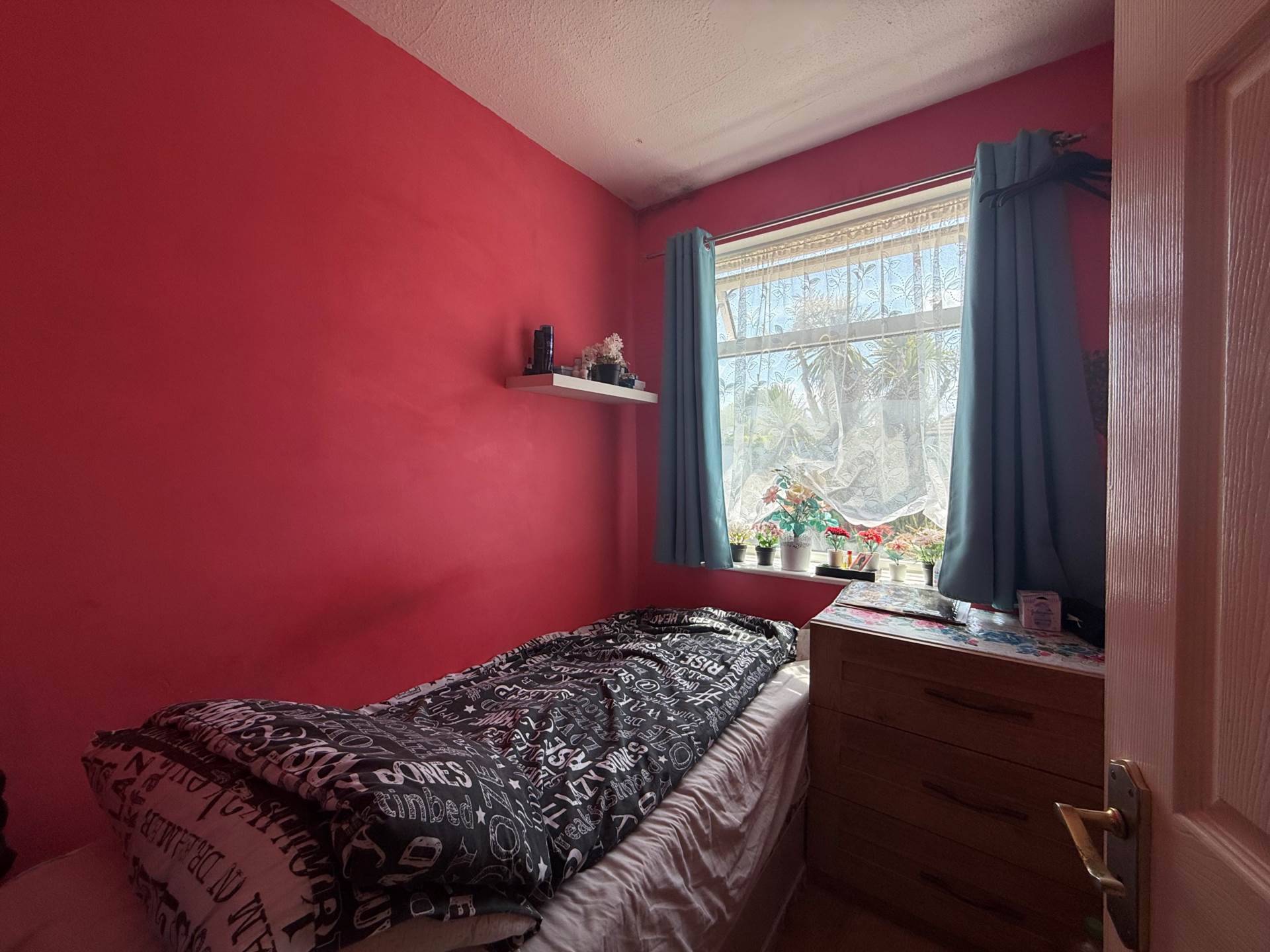 Additional Property Image 3 bedroom House for sale in London 9