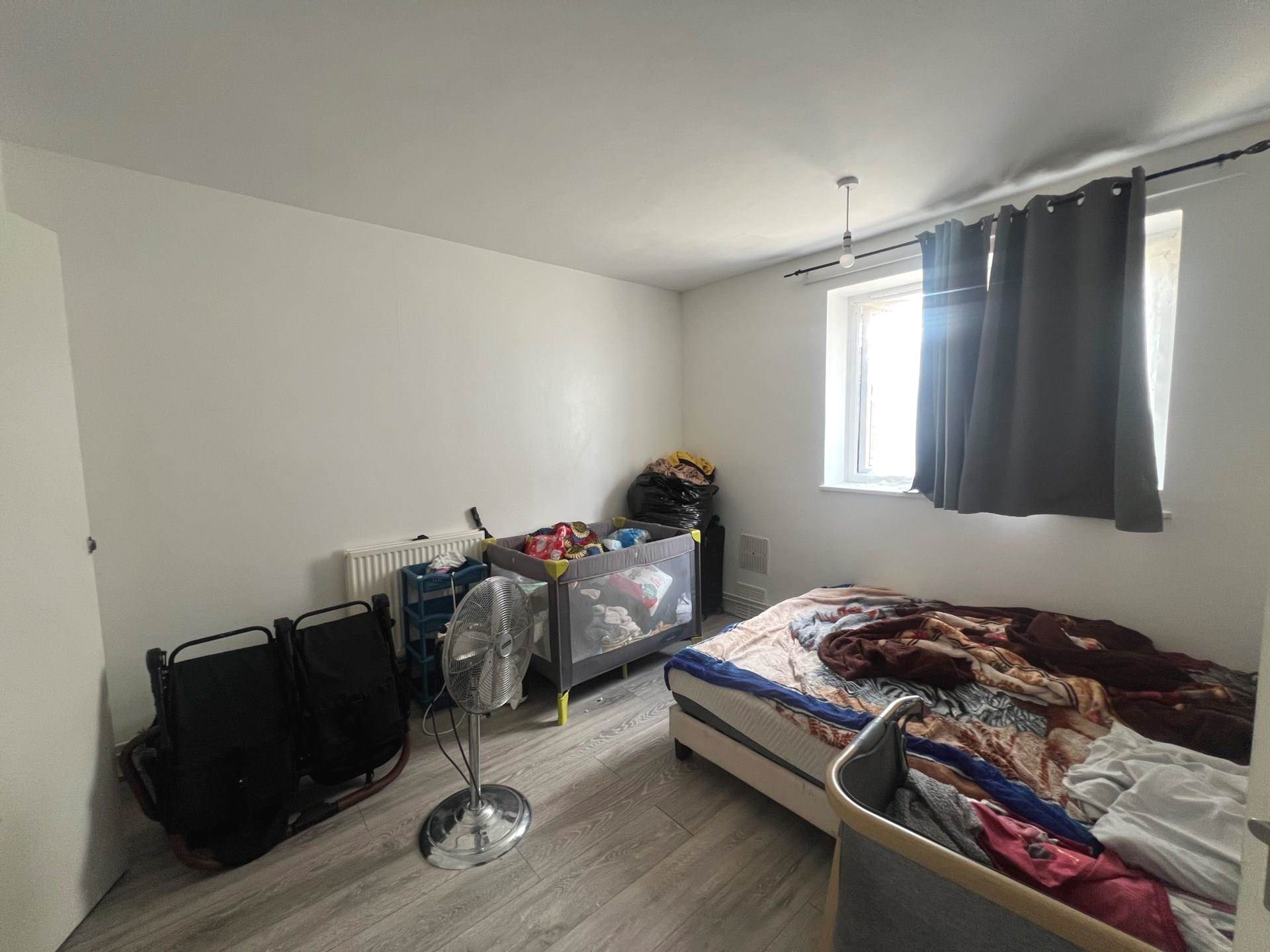 Additional Property Image 1 bedroom Flat for sale in London 5