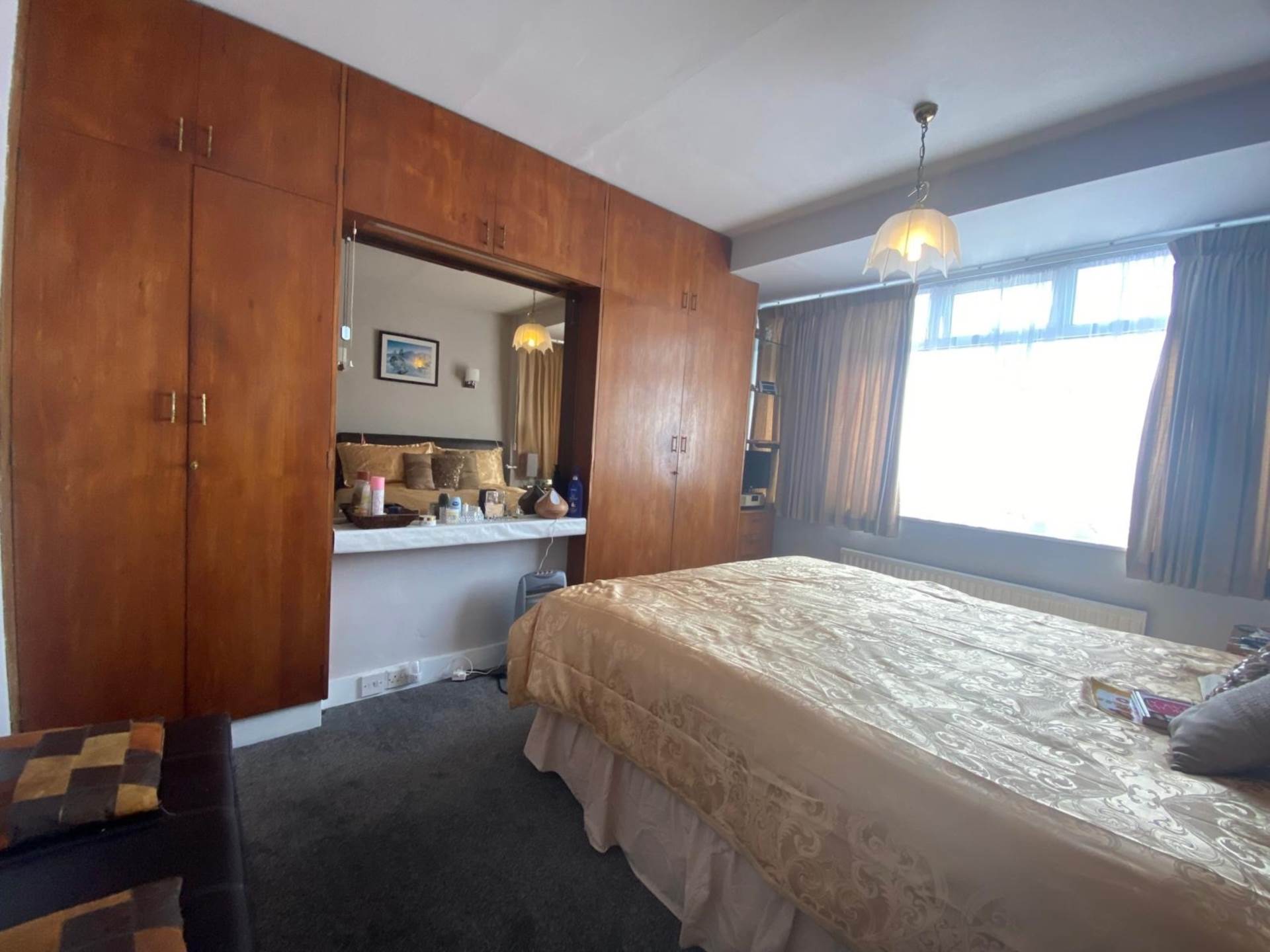 Additional Property Image 3 bedroom House for sale in London 9
