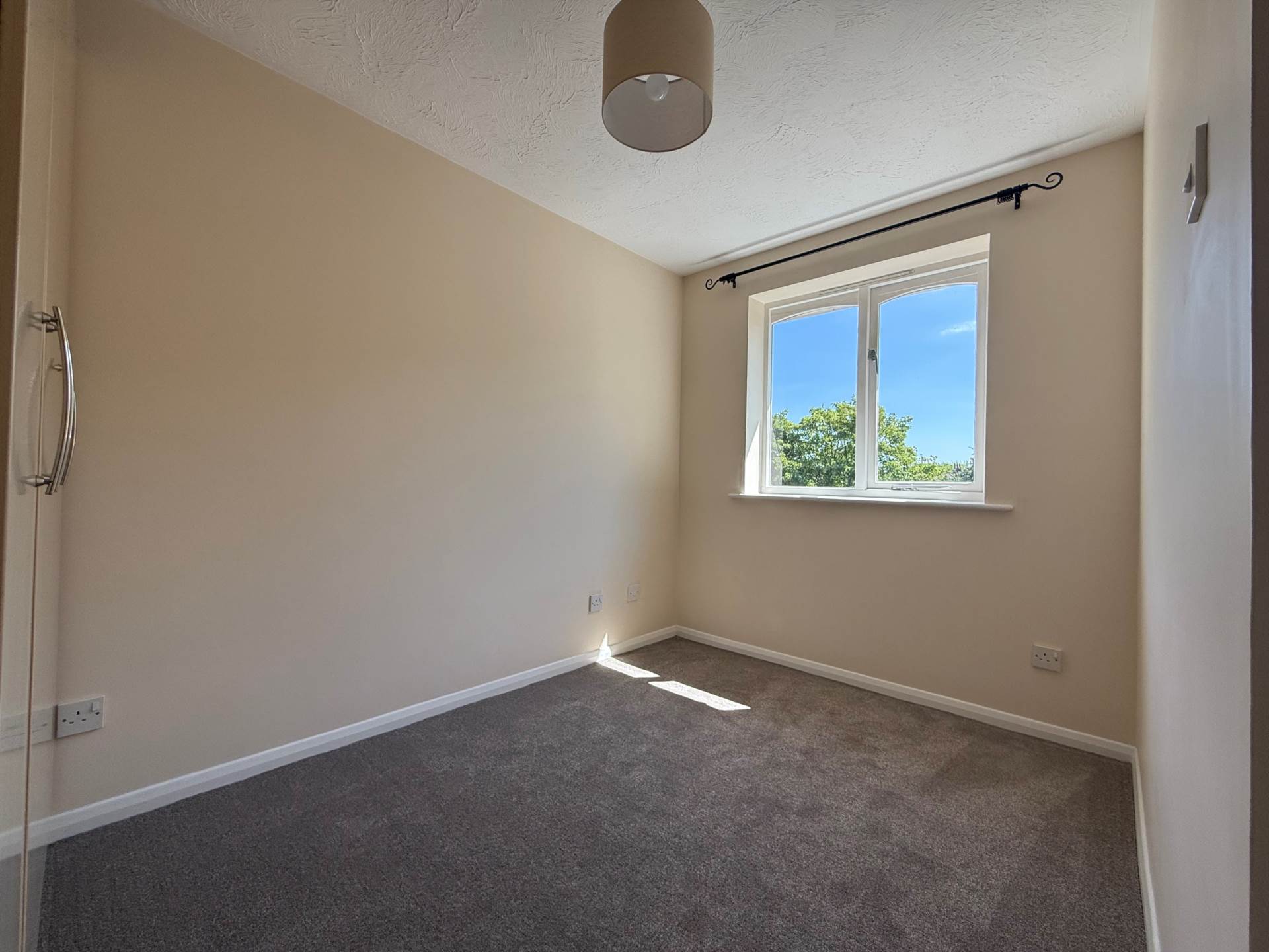 Additional Property Image 0 bedroom Studio for sale in Belvedere 6
