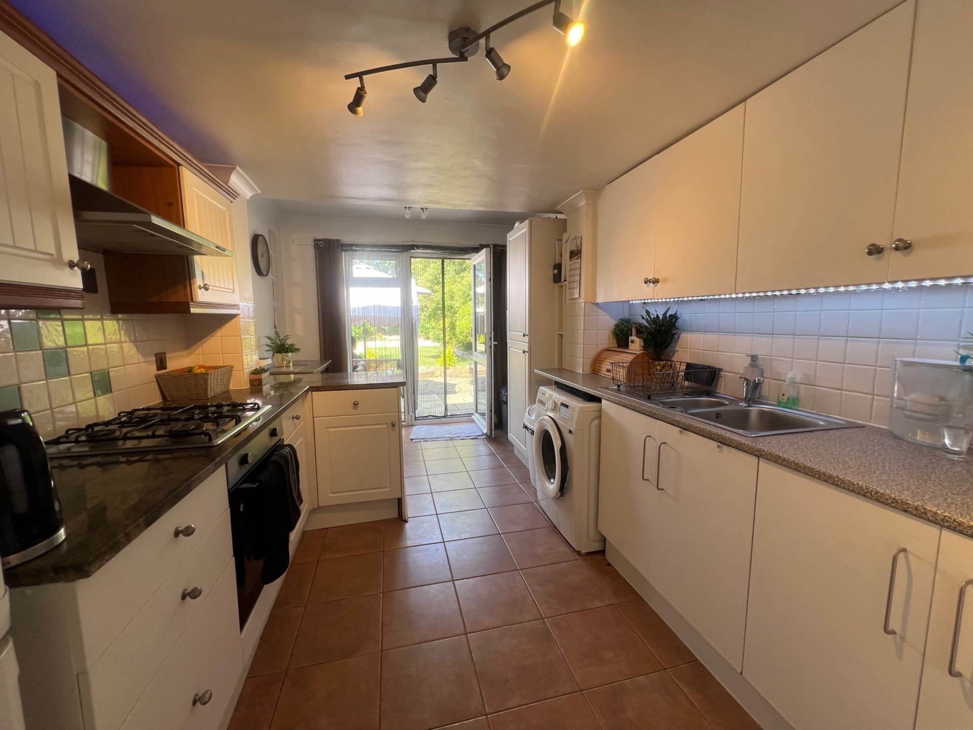 Additional Property Image 2 bedroom Semi Detached for sale in London 3