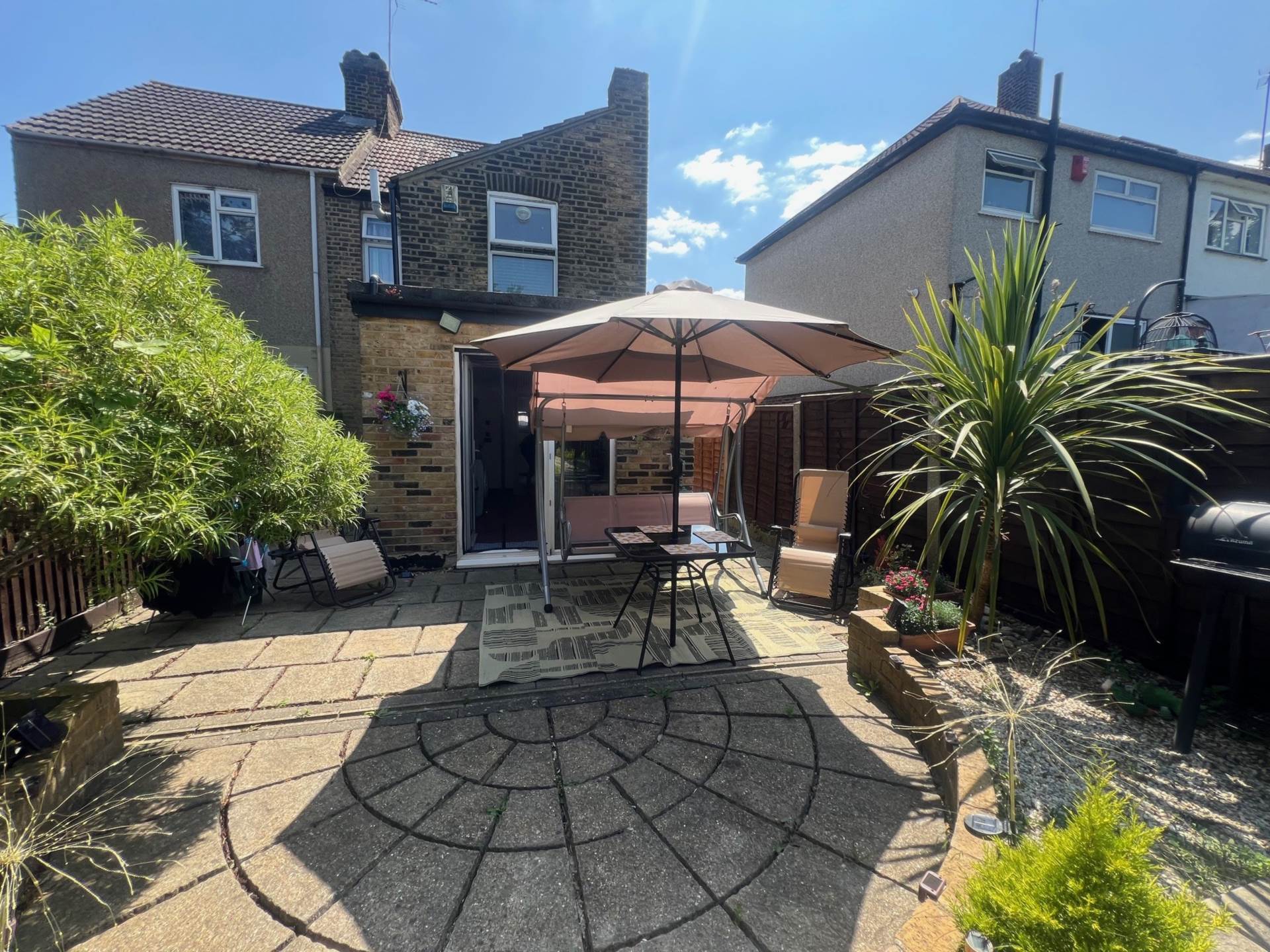 Additional Property Image 2 bedroom Semi Detached for sale in London 14