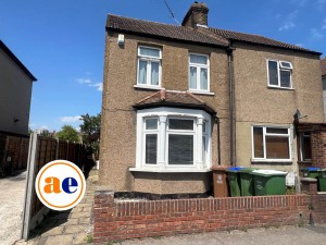 2 bedroom Semi Detached for sale in London