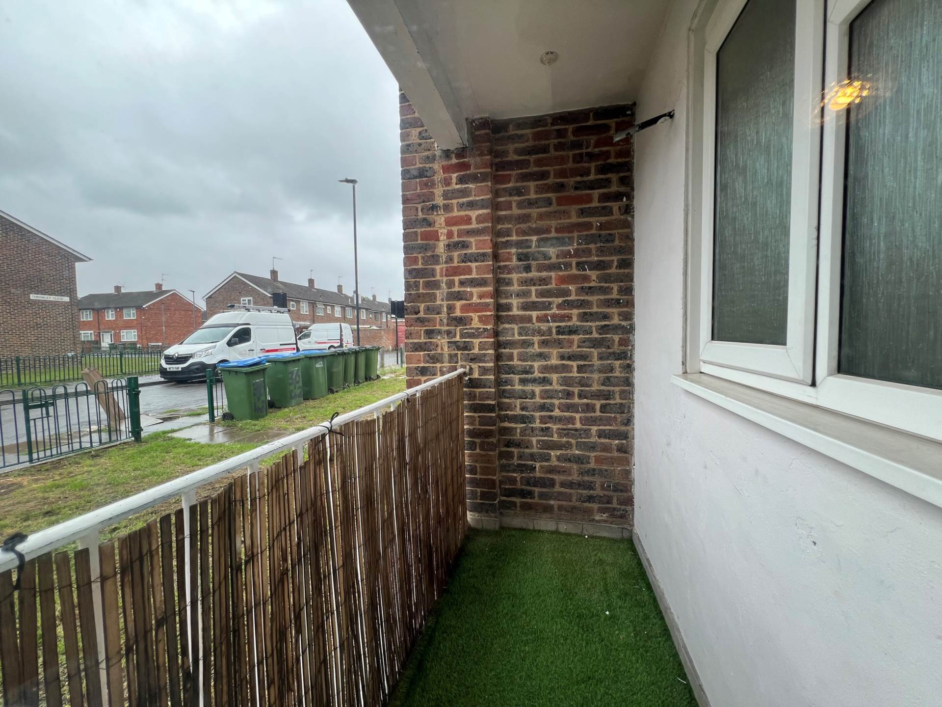 Additional Property Image 1 bedroom Flat for sale in London 8