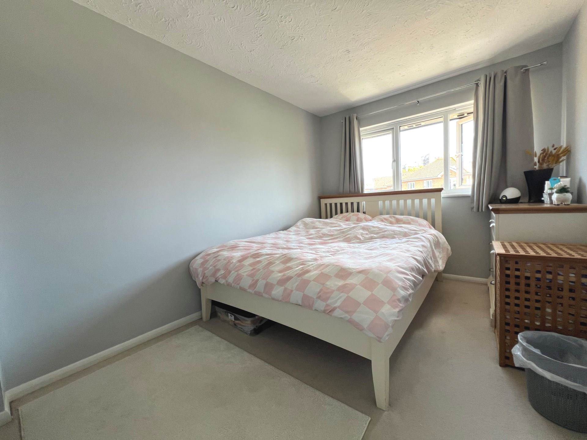Additional Property Image 2 bedroom Flat for sale in Erith 10