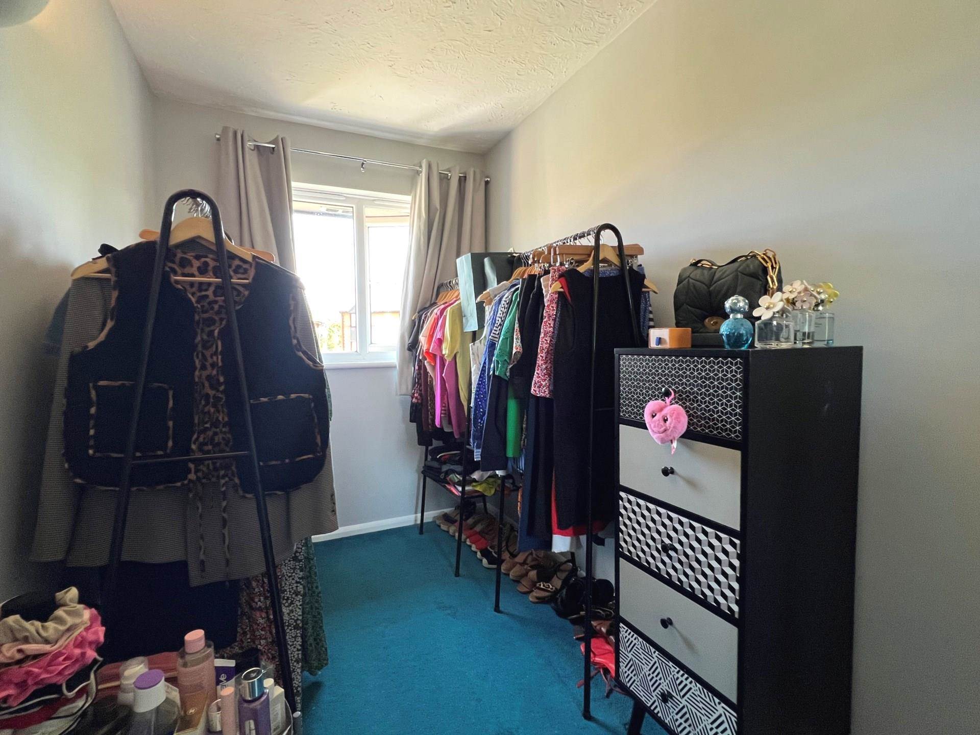 Additional Property Image 2 bedroom Flat for sale in Erith 12