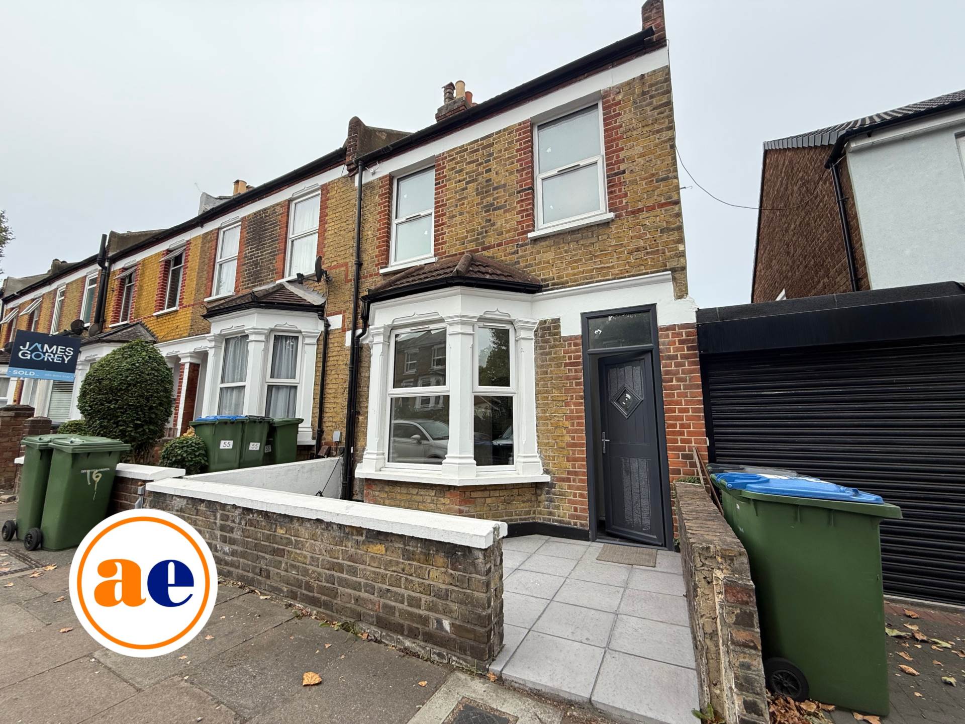 3 bedroom House for sale in London