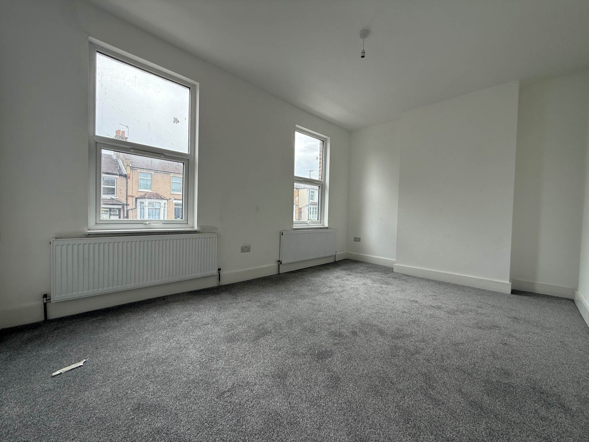 Additional Property Image 3 bedroom House for sale in London 8