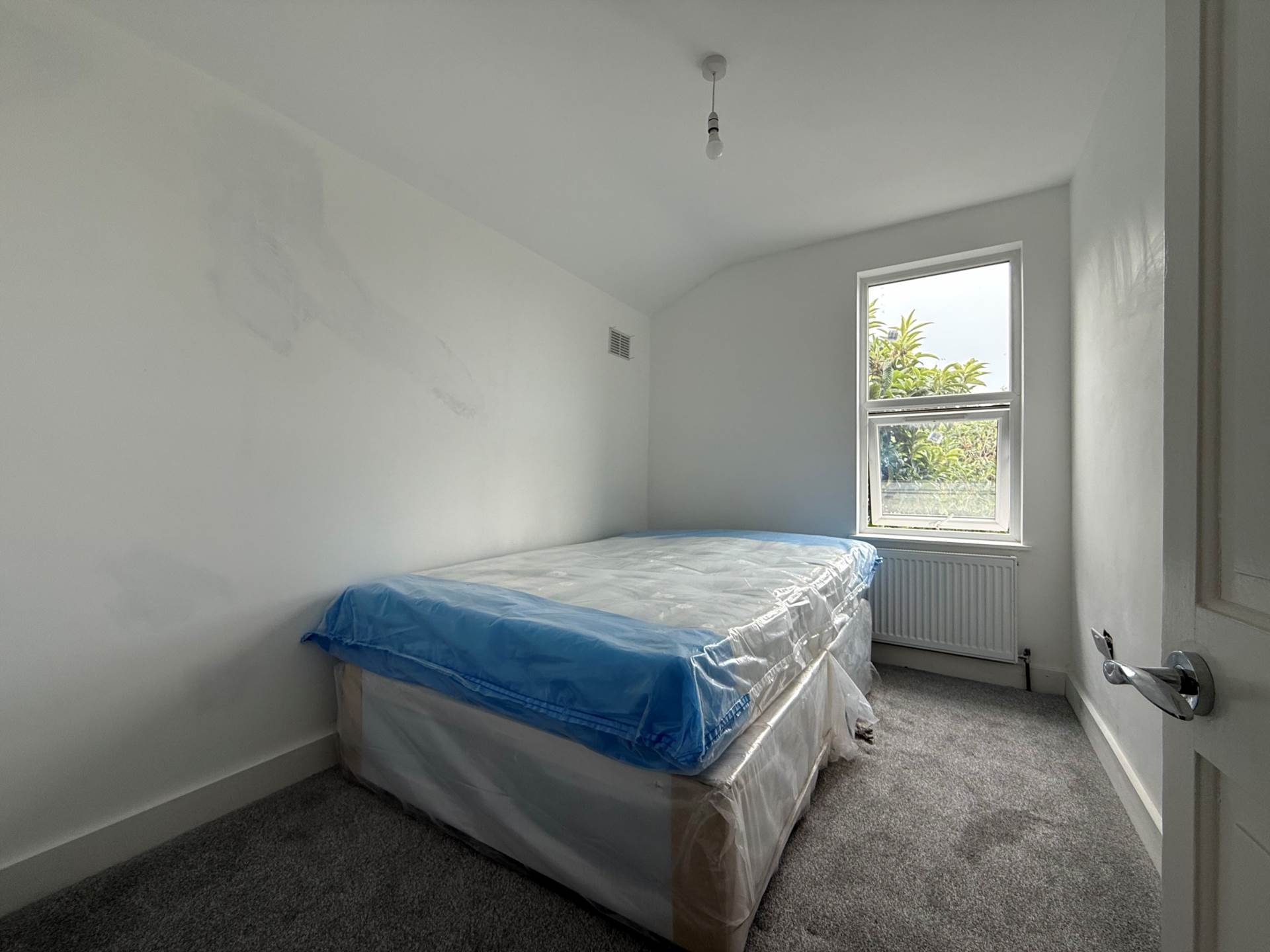 Additional Property Image 3 bedroom House for sale in London 10