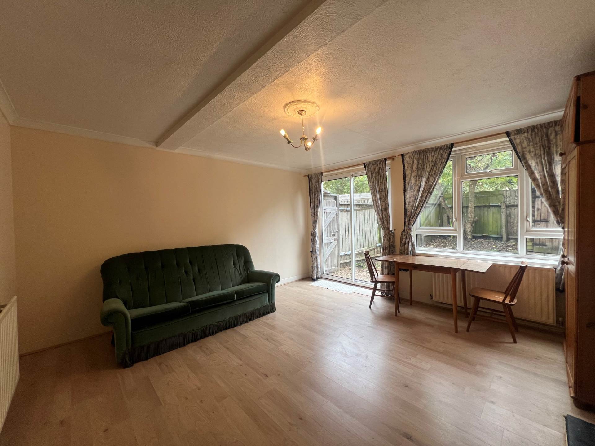 Additional Property Image 2 bedroom Maisonette for sale in London 4