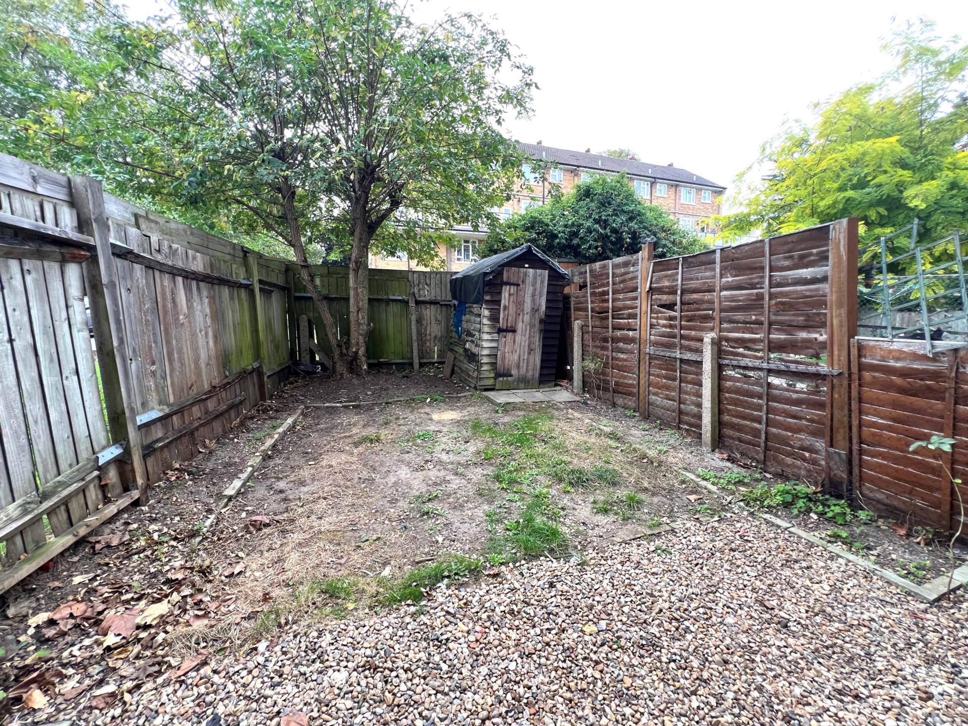 Additional Property Image 2 bedroom Maisonette for sale in London 9