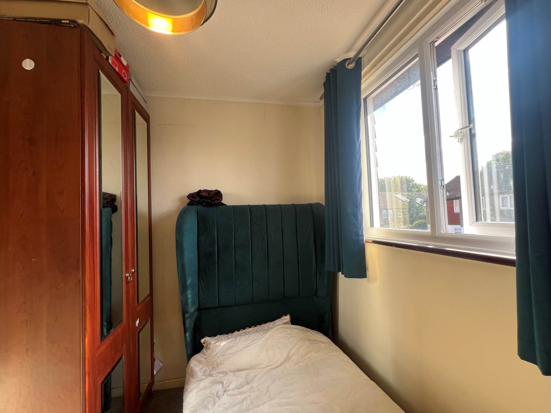 Additional Property Image 3 bedroom Semi Detached for sale in London 8