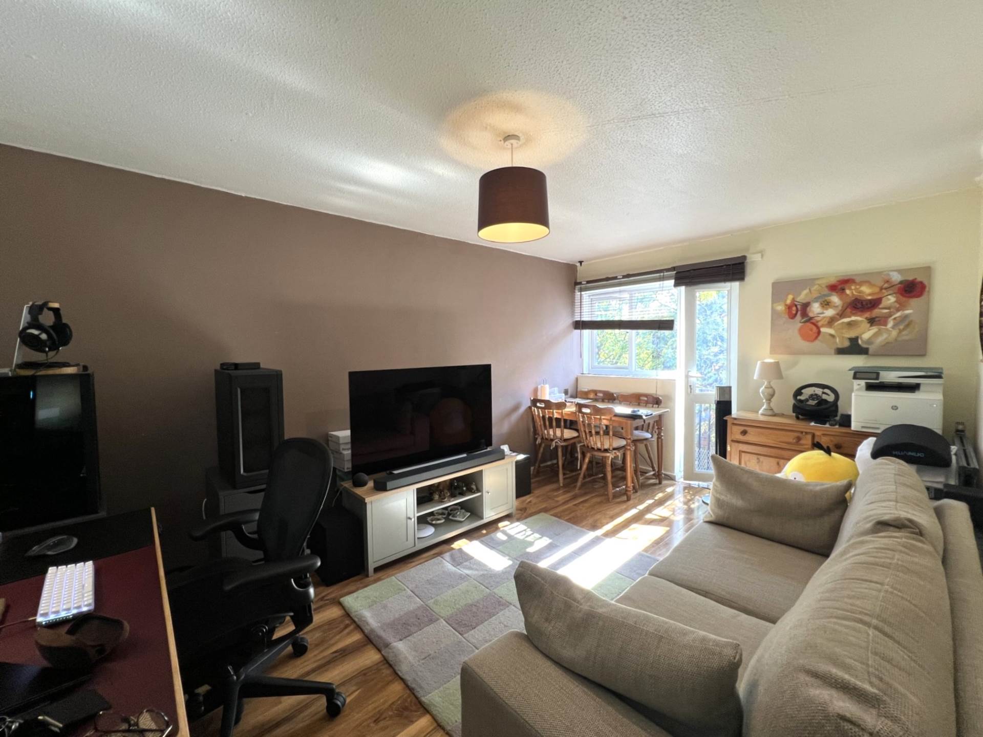 Additional Property Image 1 bedroom Flat for sale in London 10