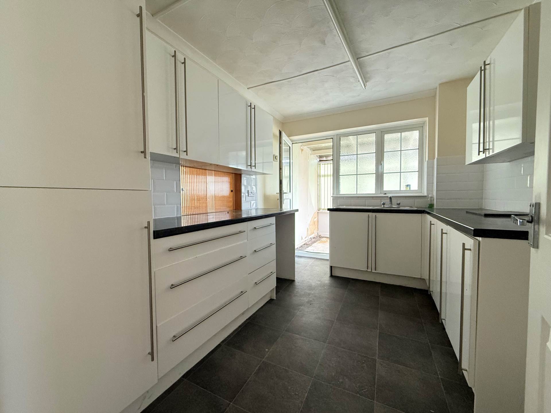 Additional Property Image 4 bedroom House for sale in Erith 3
