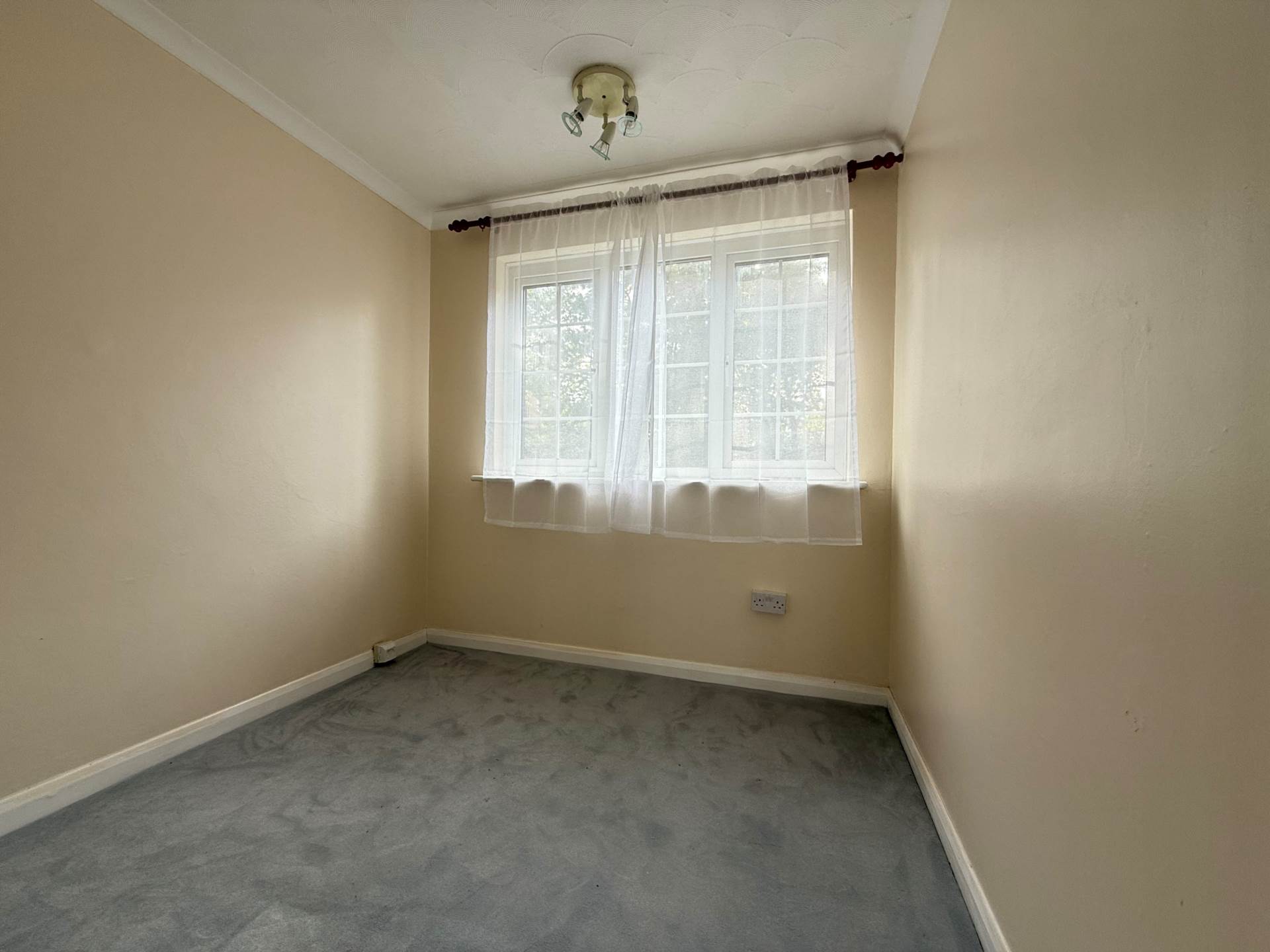 Additional Property Image 4 bedroom House for sale in Erith 9