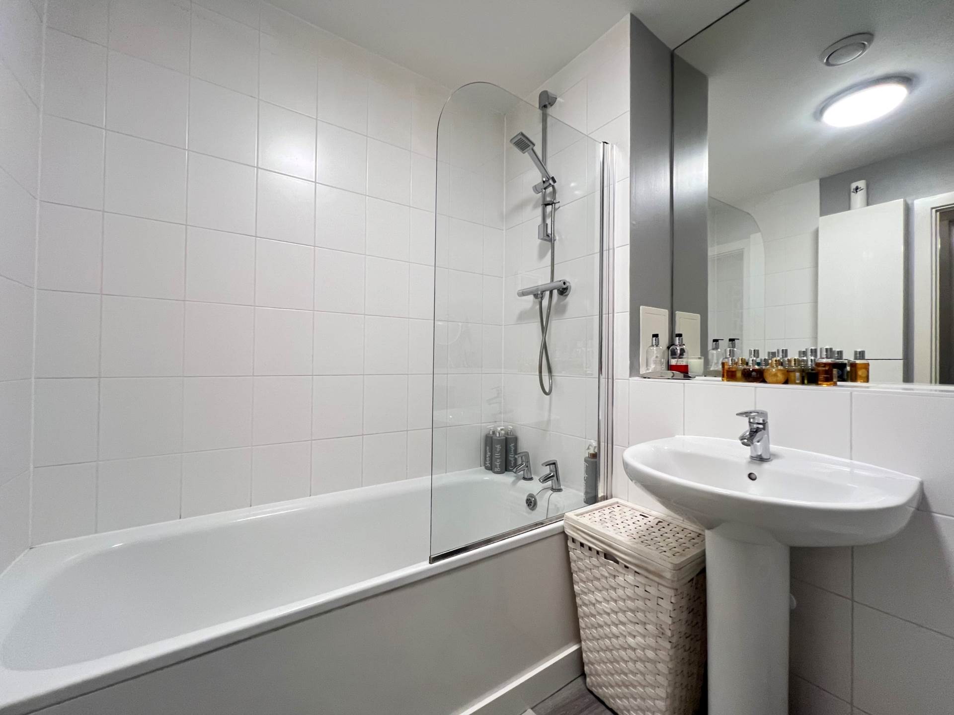 Additional Property Image 2 bedroom Flat for sale in Belvedere 13
